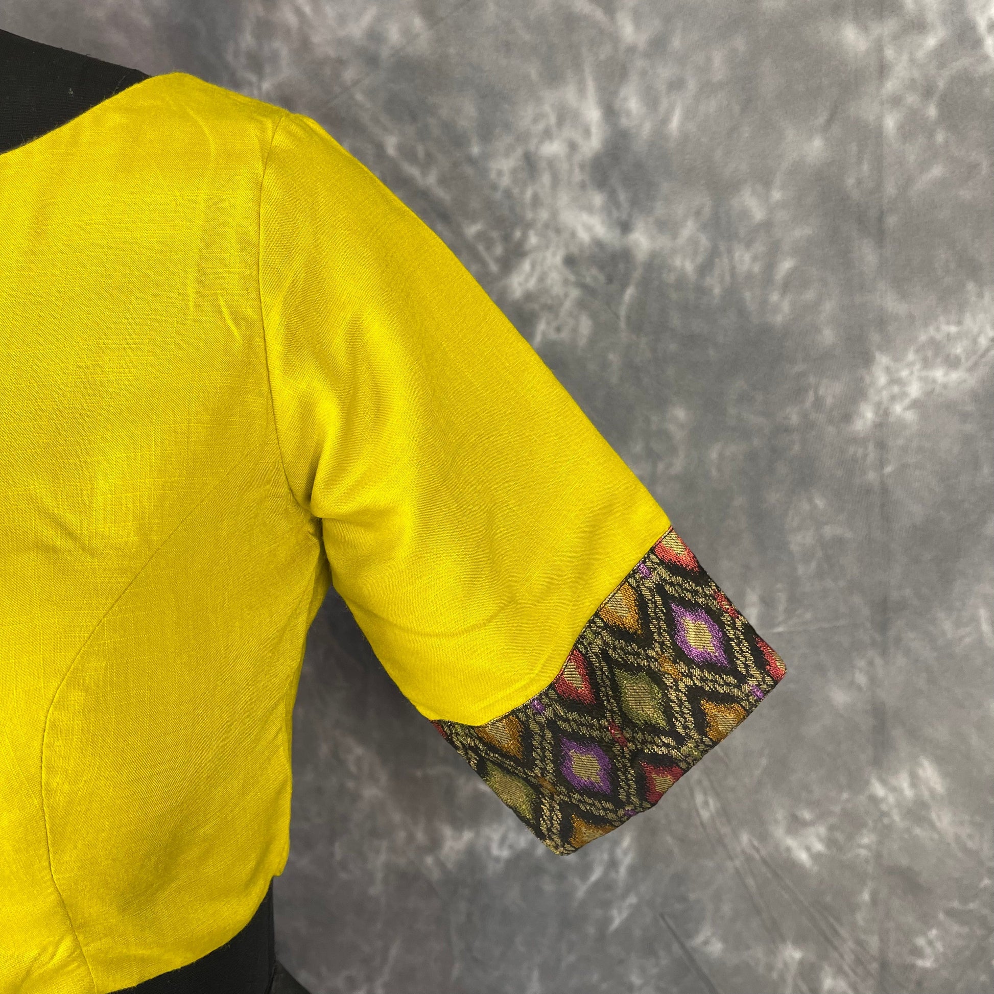 Kachha Nimboo Lemon Yellow Coloured Cotton /Jackard Ready to Wear Blouse - kapda Tailor 