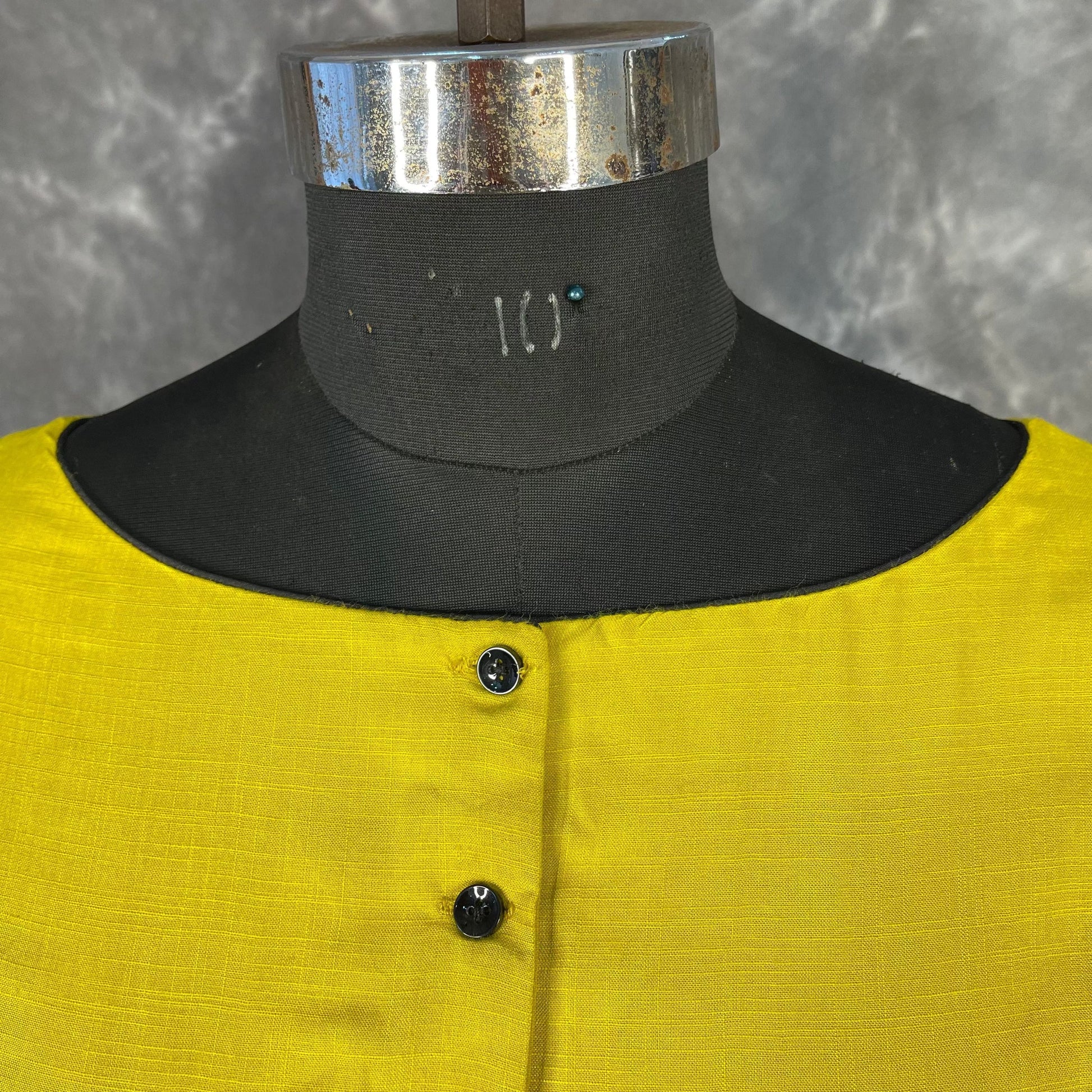Kachha Nimboo Lemon Yellow Coloured Cotton /Jackard Ready to Wear Blouse - kapda Tailor 