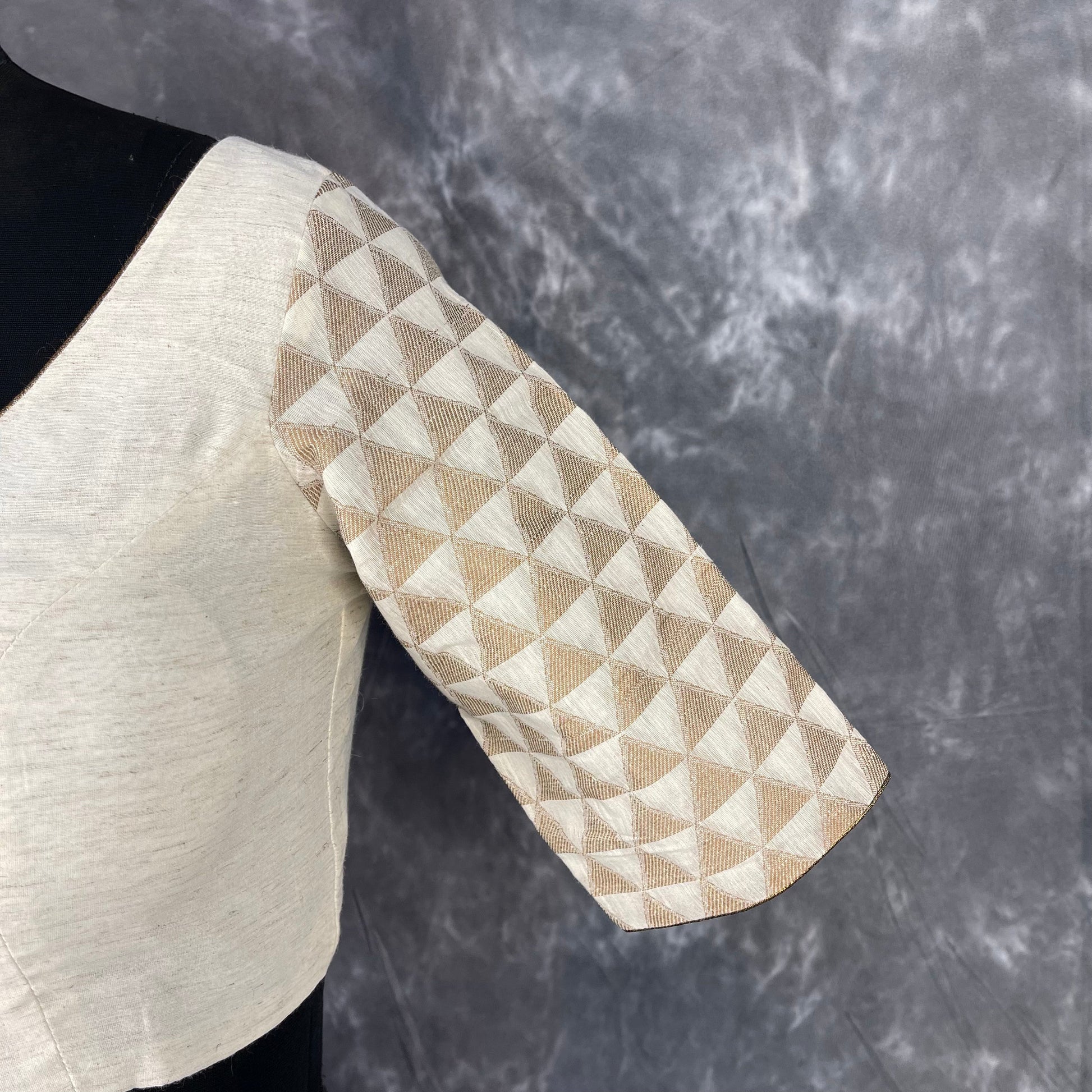 Barf Ki Saugat Cream Coloured Chanderi Cotton & Chanderi Broket Ready to Wear Blouse - kapda Tailor 