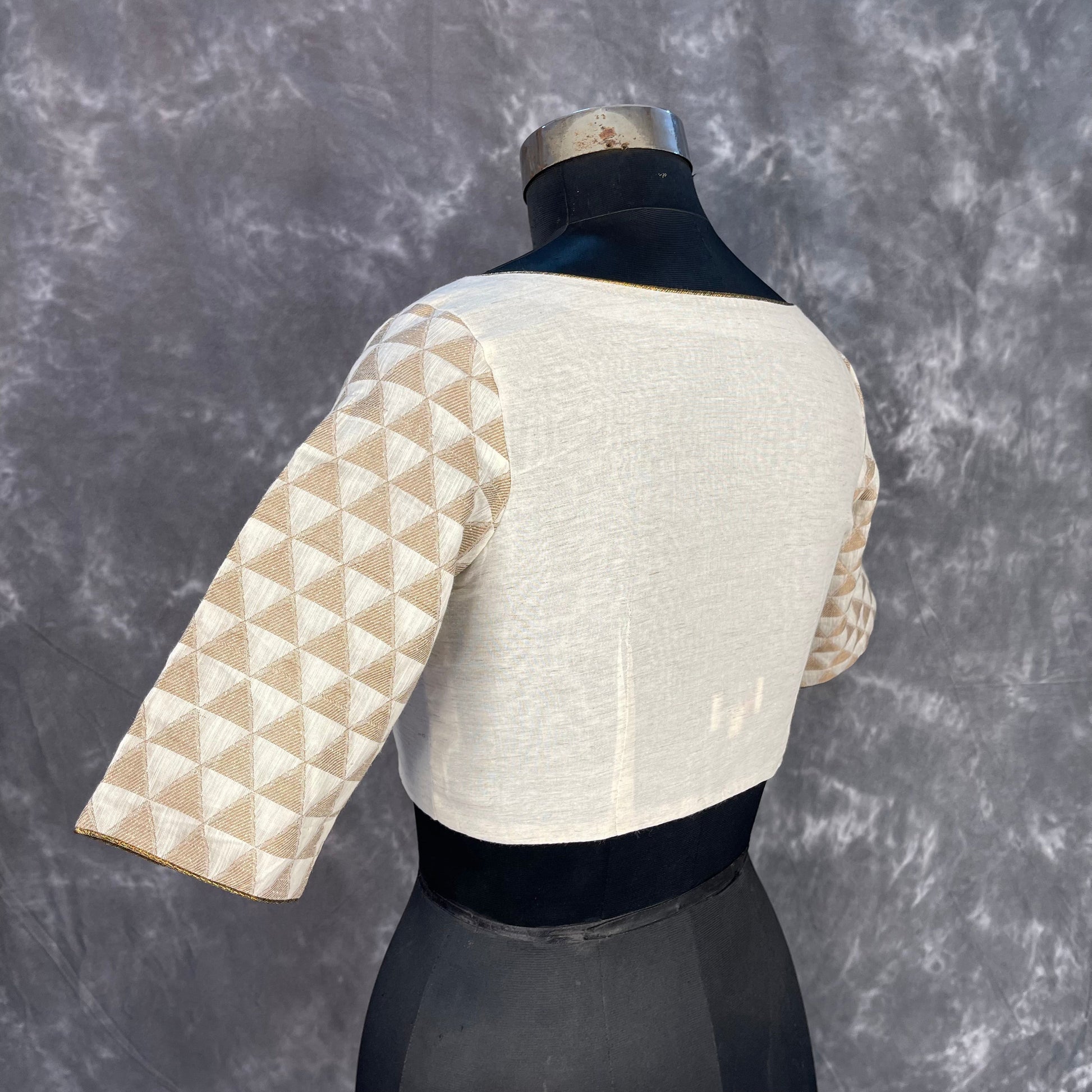 Barf Ki Saugat Cream Coloured Chanderi Cotton & Chanderi Broket Ready to Wear Blouse - kapda Tailor 