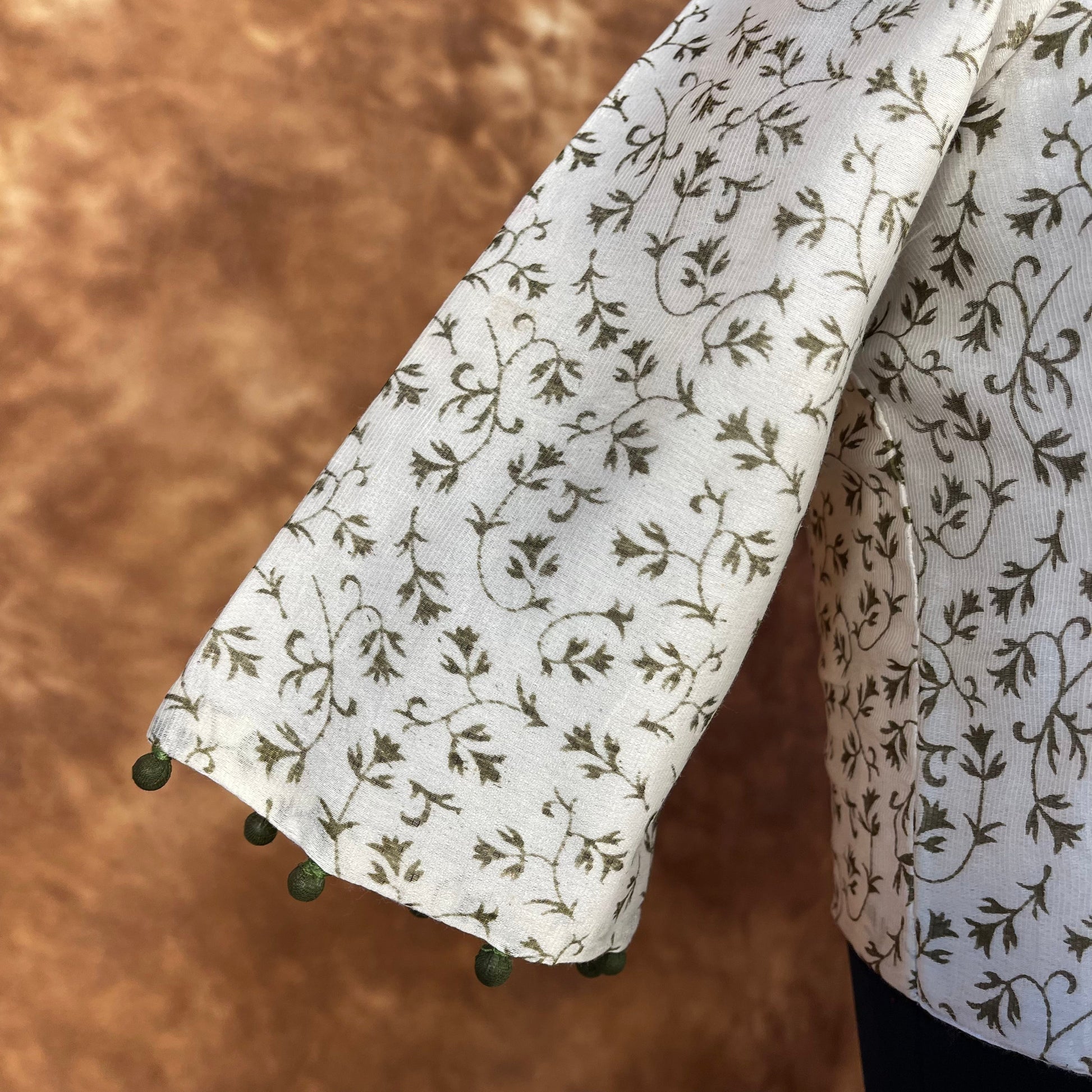 Scenic Holocaust Off White Coloured Chanderi Cotton Printed Ready to Wear Blouse - kapda Tailor 