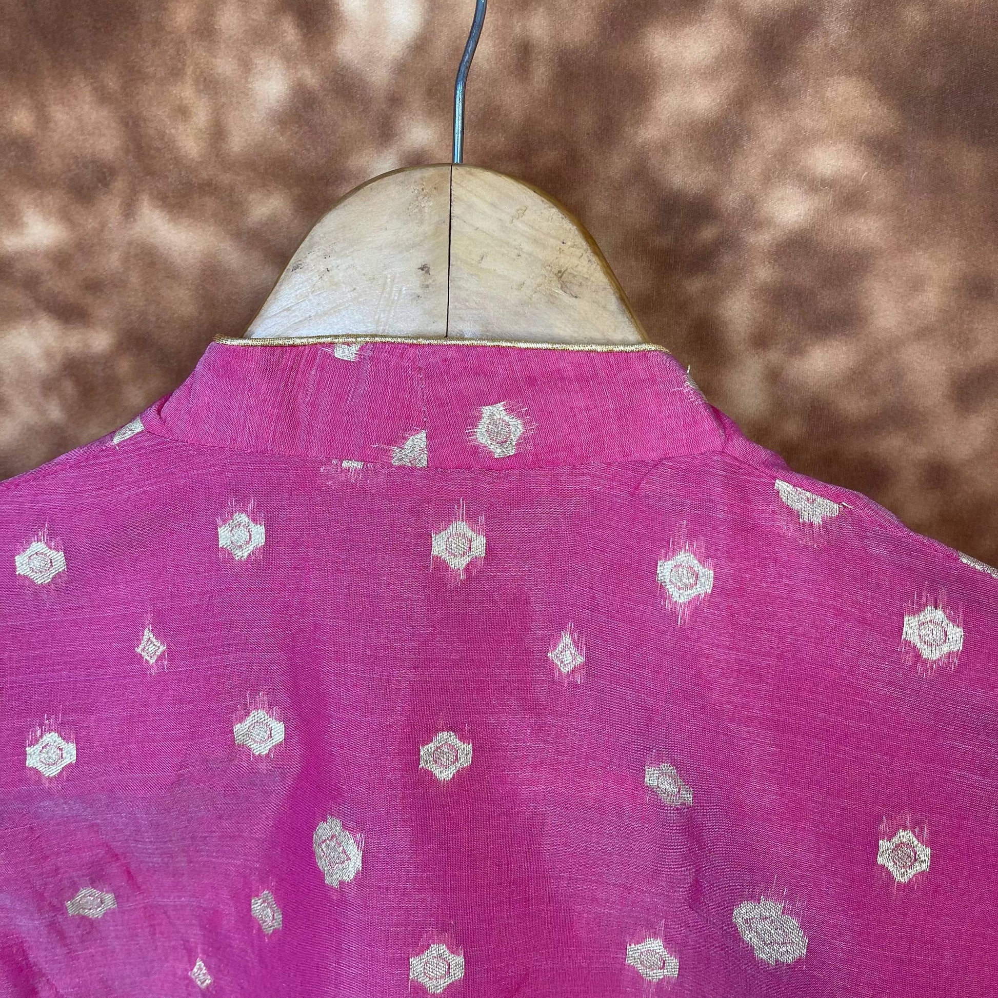 Mann Mohanaa Pink Coloured Chanderi Broket Ready to Wear Blouse - kapda Tailor 