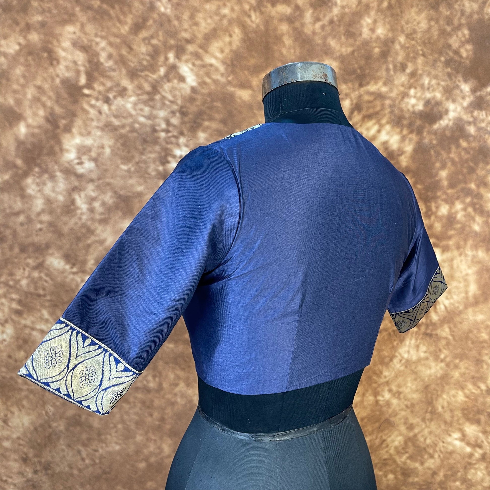 Deep Dive Lush Blue Coloured Silk / Broket Ready to Wear Blouse - kapda Tailor 