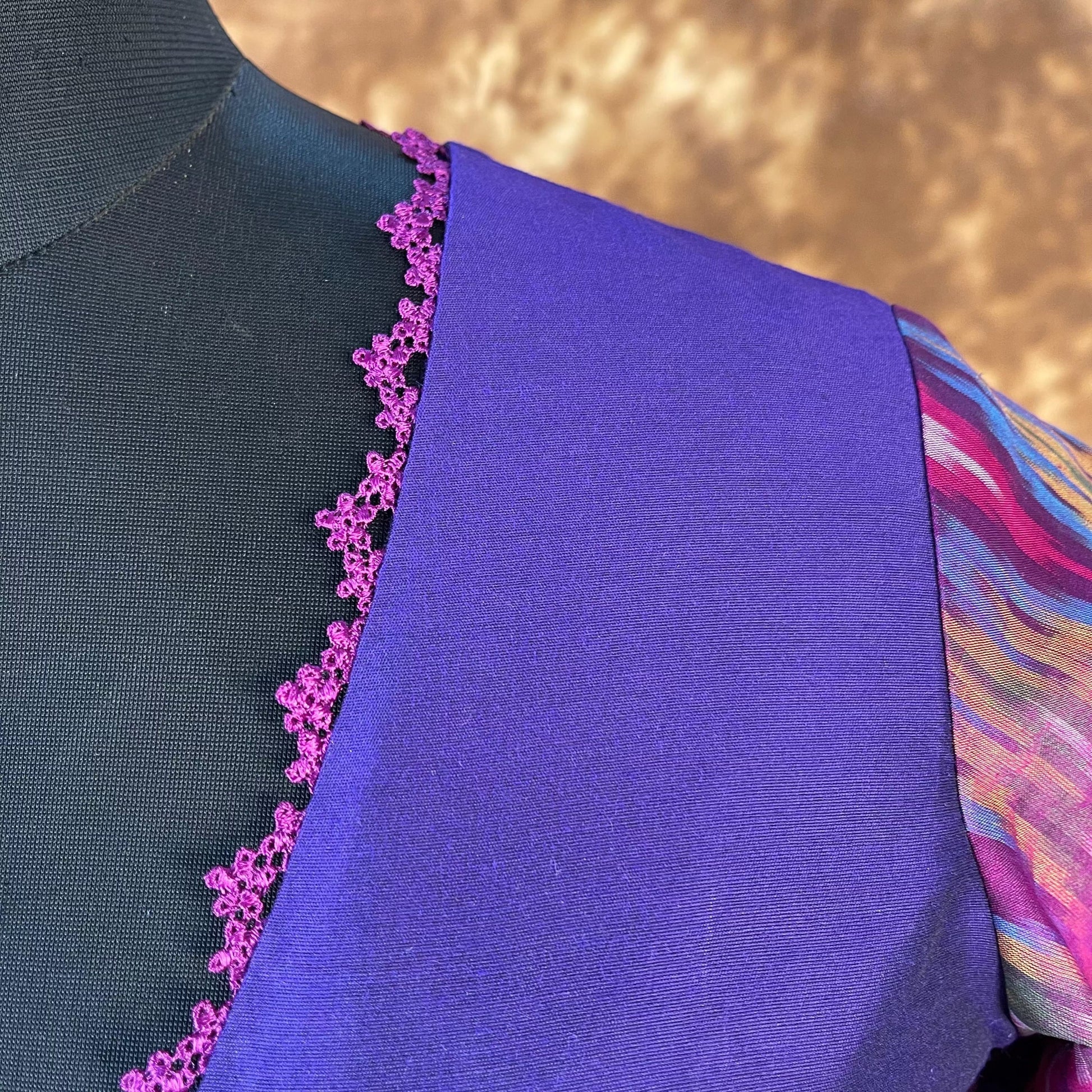 Khwaabon Ka Jharokha Blue Coloured Cotton Silk /Silk Ready to Wear Blouse - kapda Tailor 