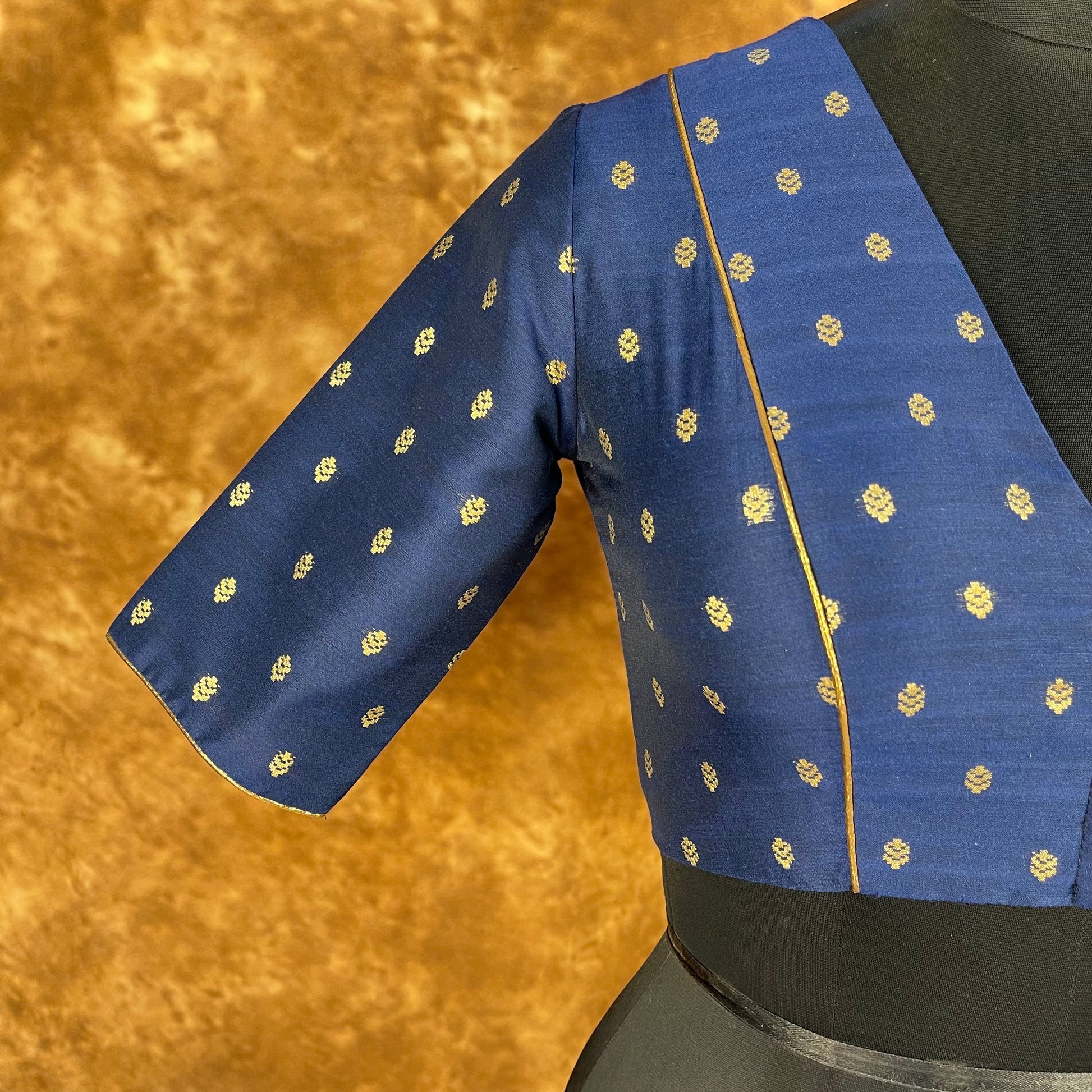 Coral Jari Buta Blue Coloured Silk With Zari Buta Ready to Wear Blouse - kapda Tailor 
