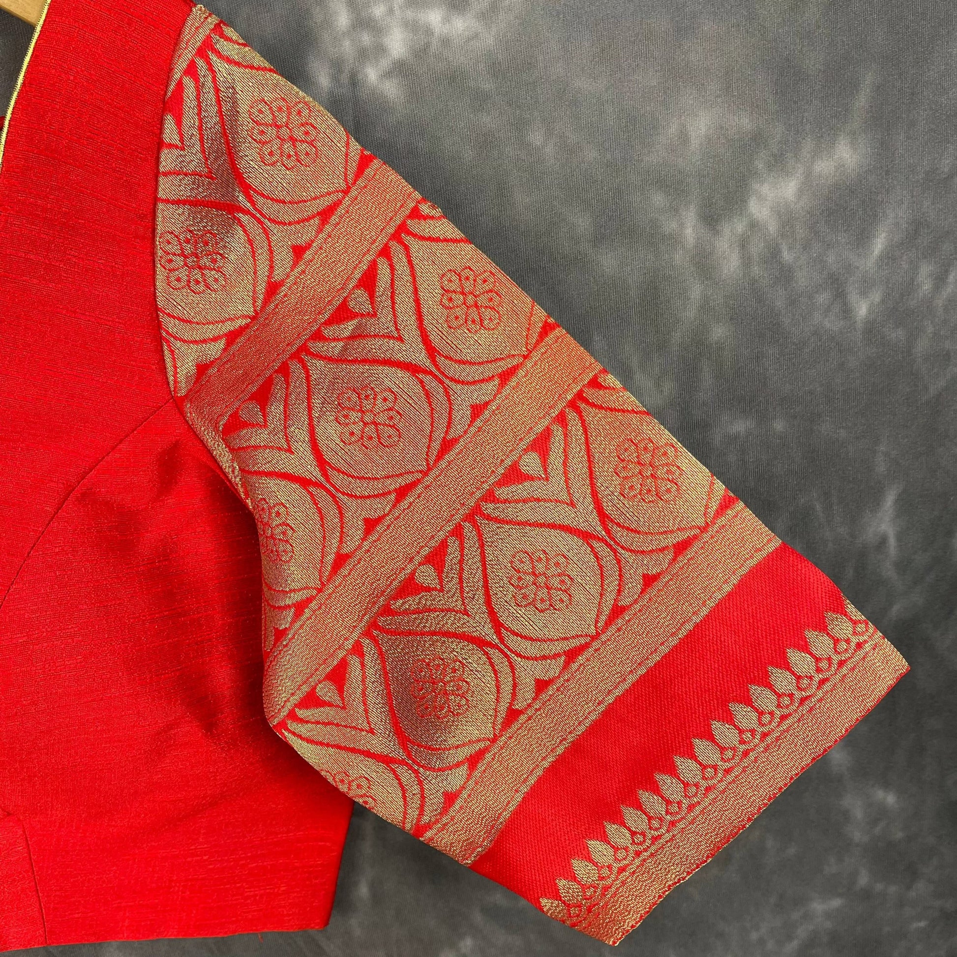 Suhaagan ki Laali Red Coloured Silk /Brocket Ready to Wear Blouse - kapda Tailor 