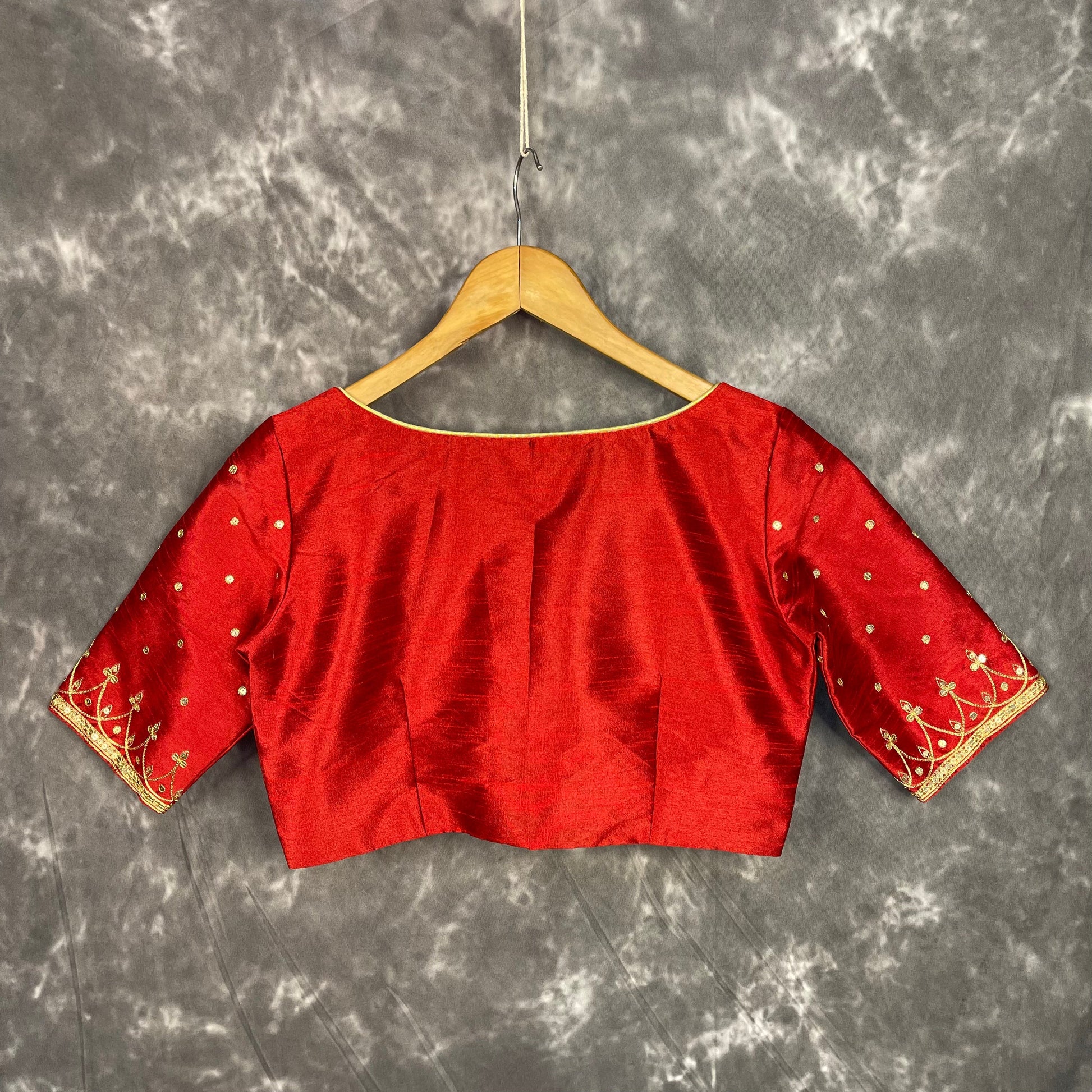 Chaatak Laal Red Coloured Art Row Silk Ready to Wear Blouse - kapda Tailor 