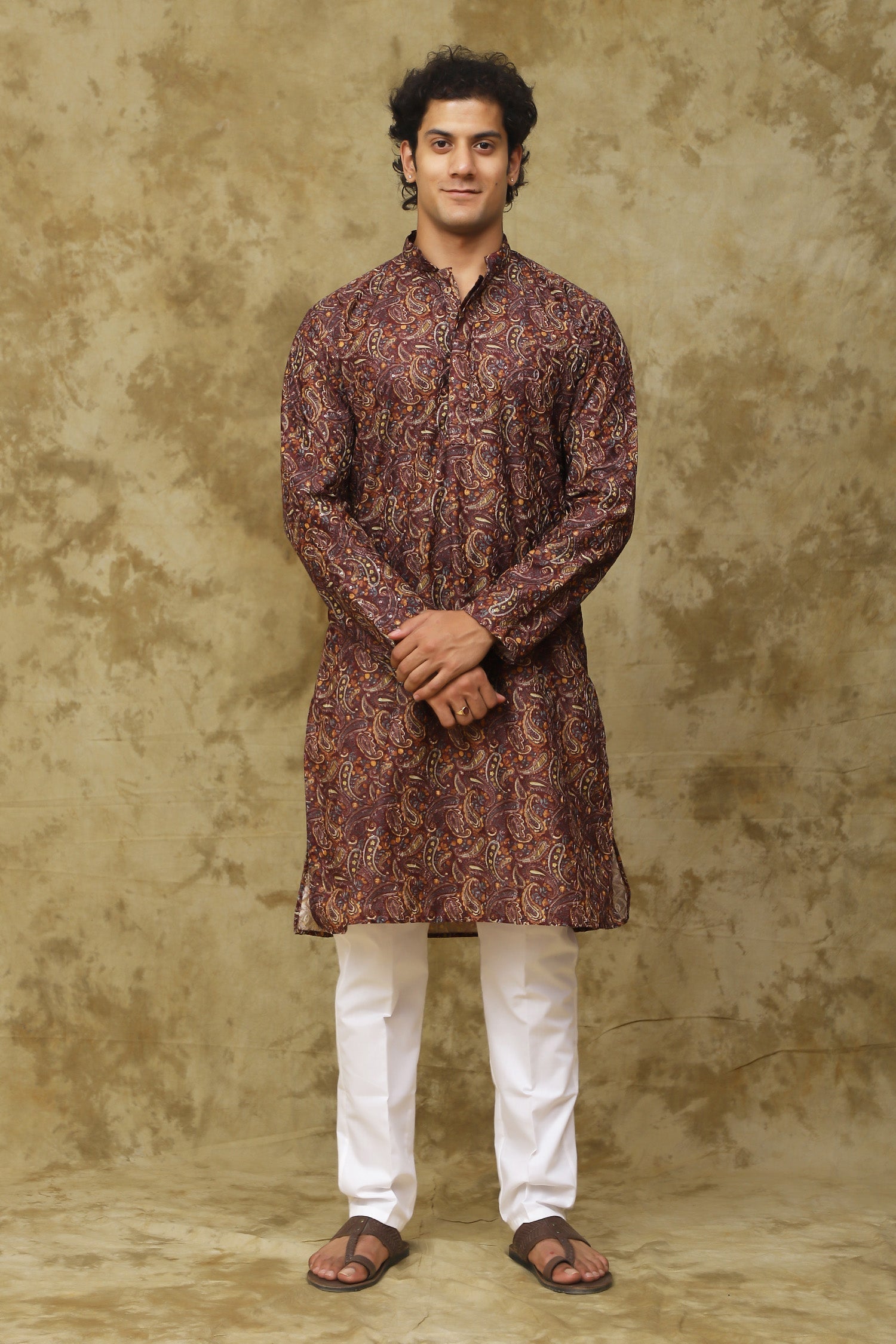 Bluesaanchi Men's Chikankari Embroidered Kurta Set - Brown 