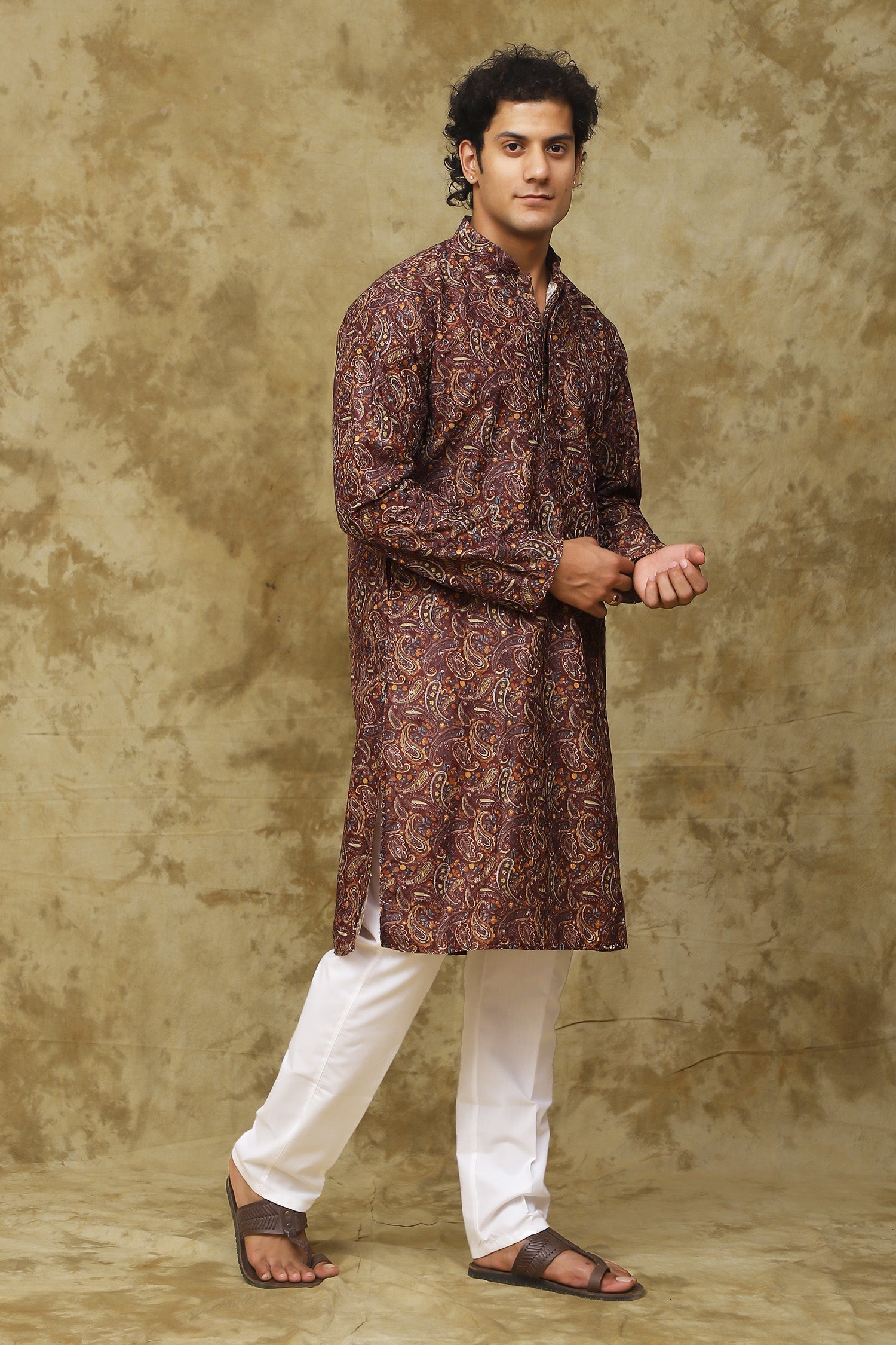 Bluesaanchi Men's Chikankari Embroidered Kurta Set - Brown 