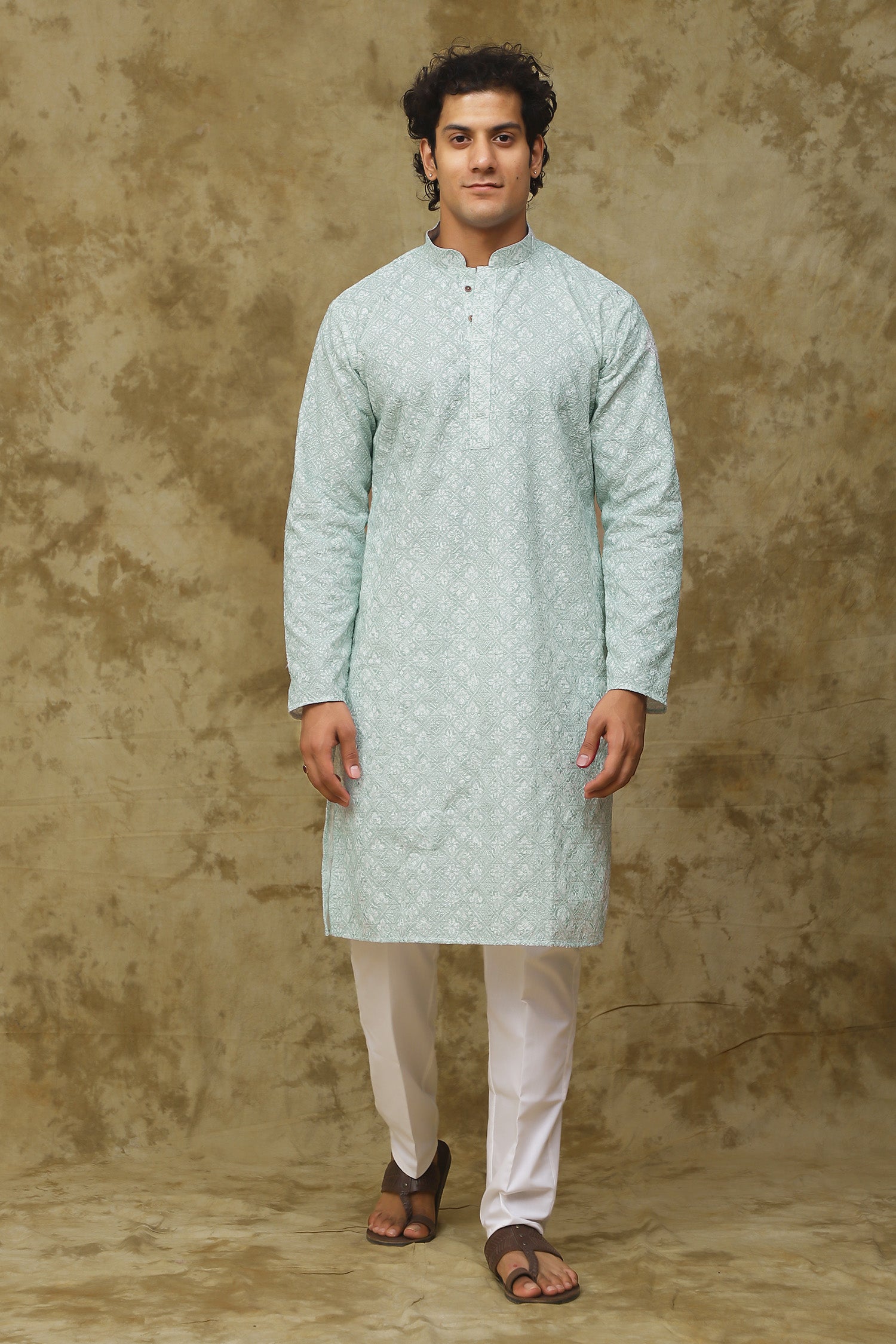 Bluesaanchi Men's Chikankari Embroidered Kurta Set - Light Green 
