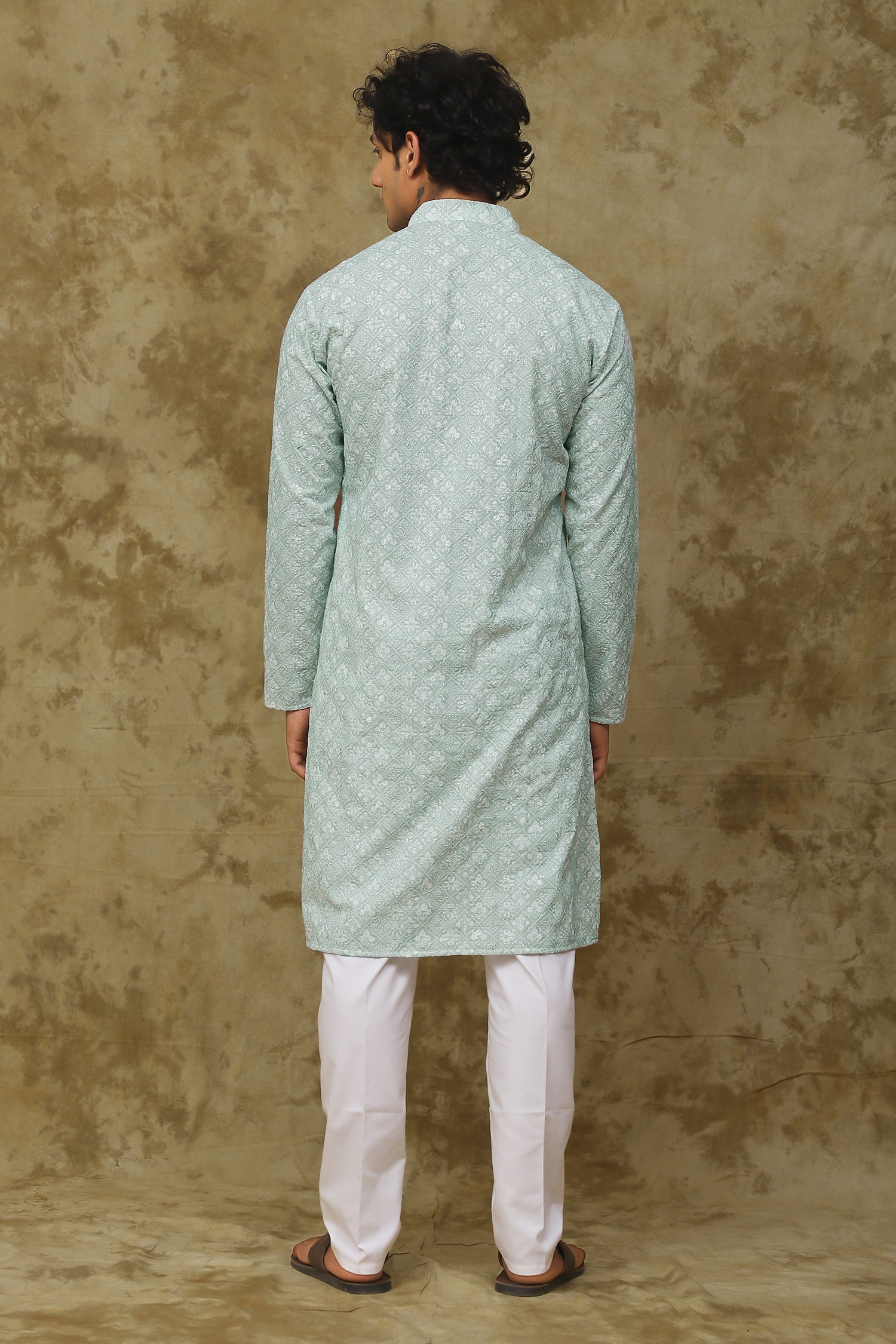 Bluesaanchi Men's Chikankari Embroidered Kurta Set - Light Green 