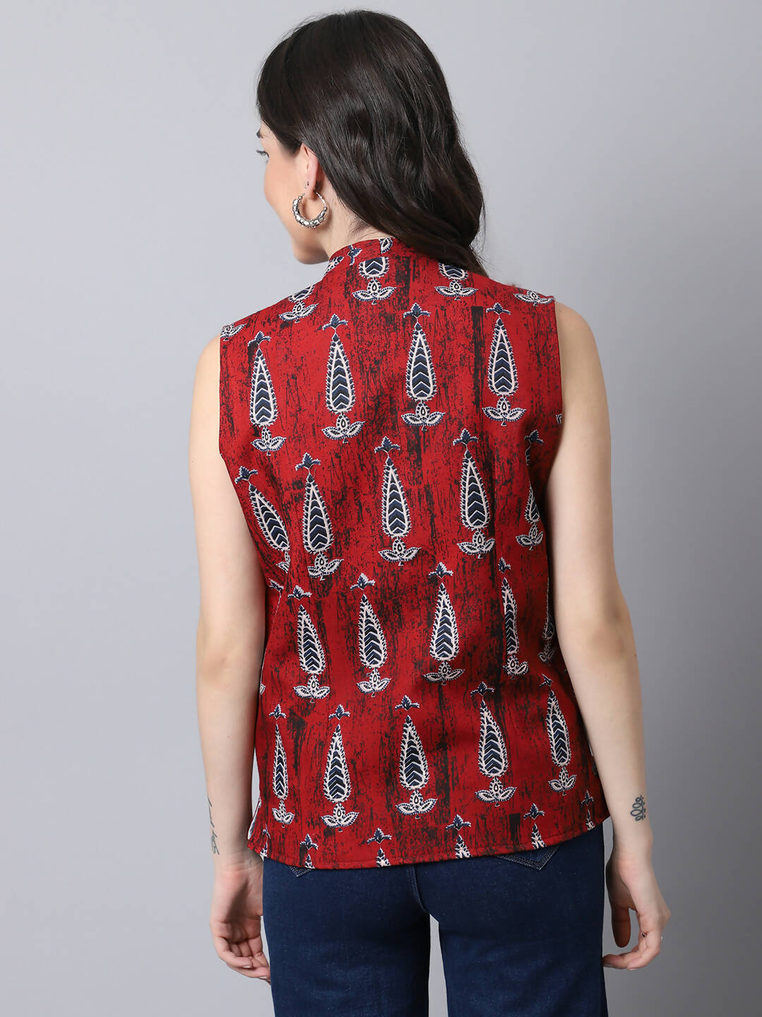 Even Apparels Maroon 100% Viscose Rayon Open Front Gillet
