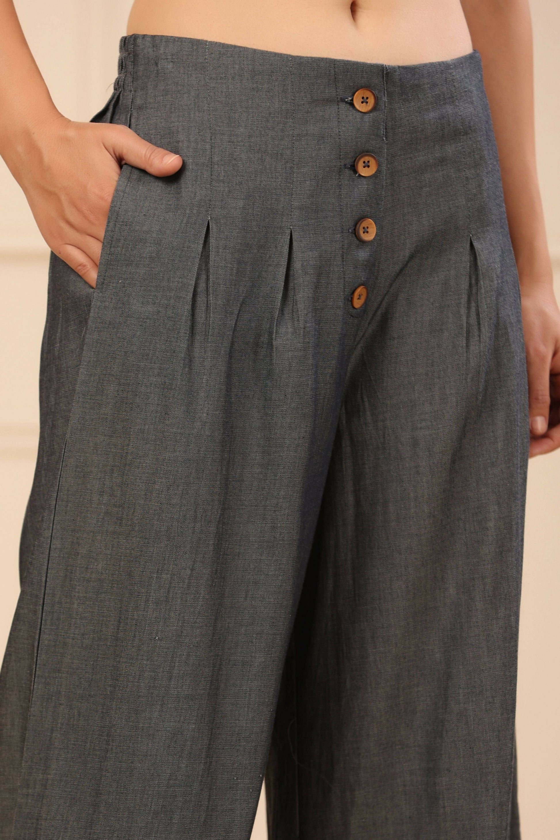Juniper Women's Grey Denim Solid Flared Pant/Slim Pant