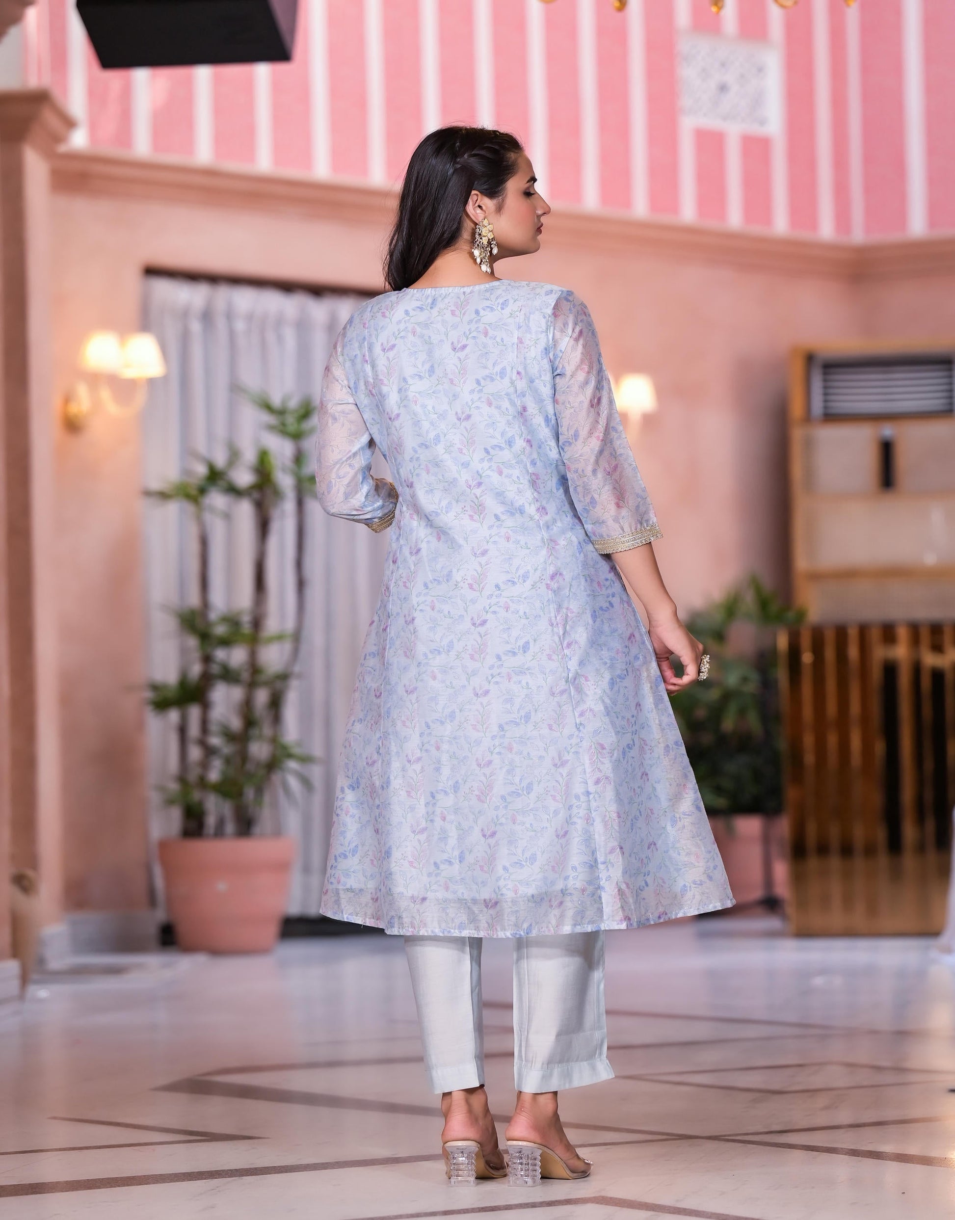 Juniper Women's Grey Floral Printed Chanderi Kurta Set With Lace & Buttons