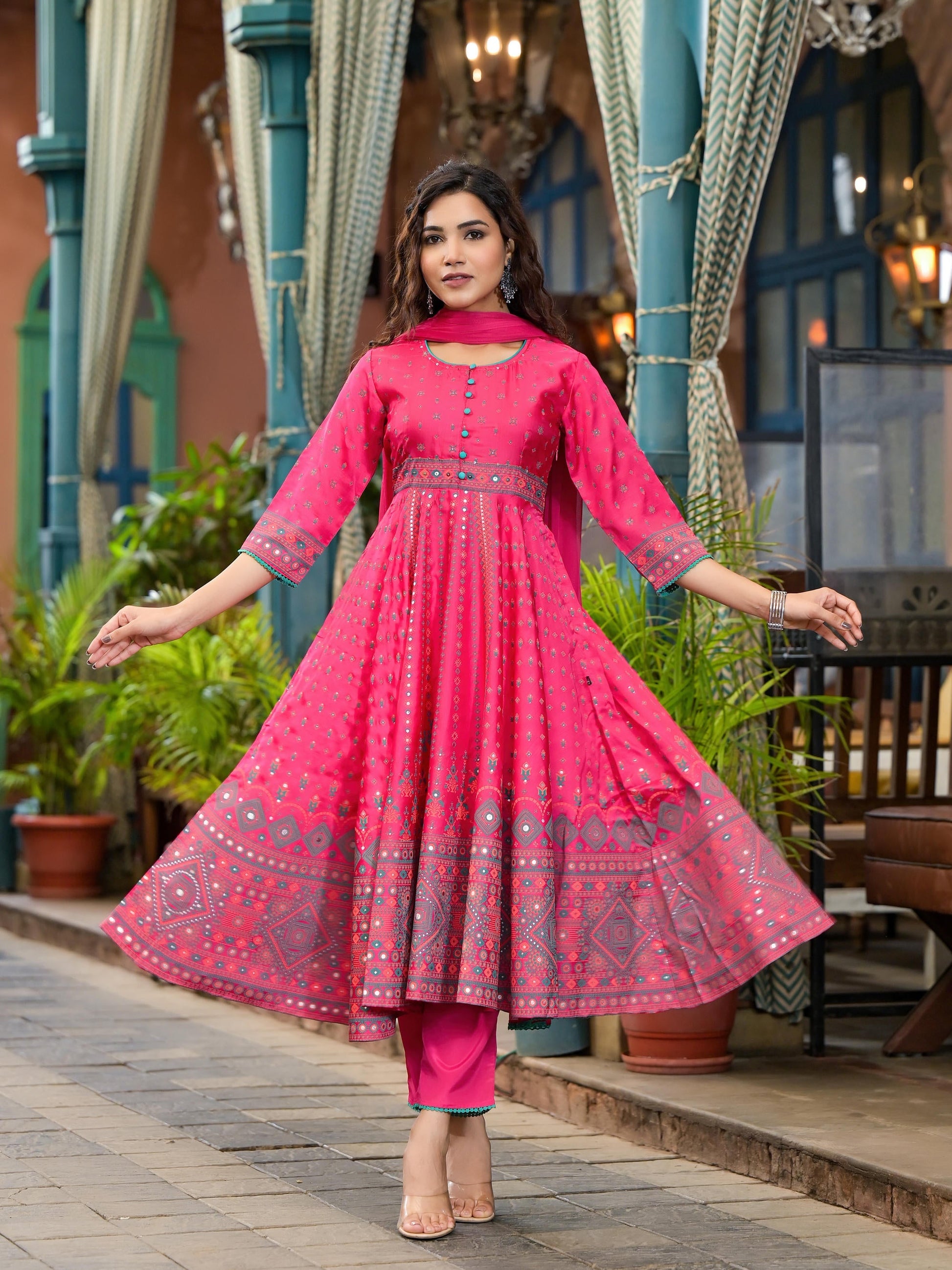 Juniper Women's Pink Polyester Printed Kurta Set