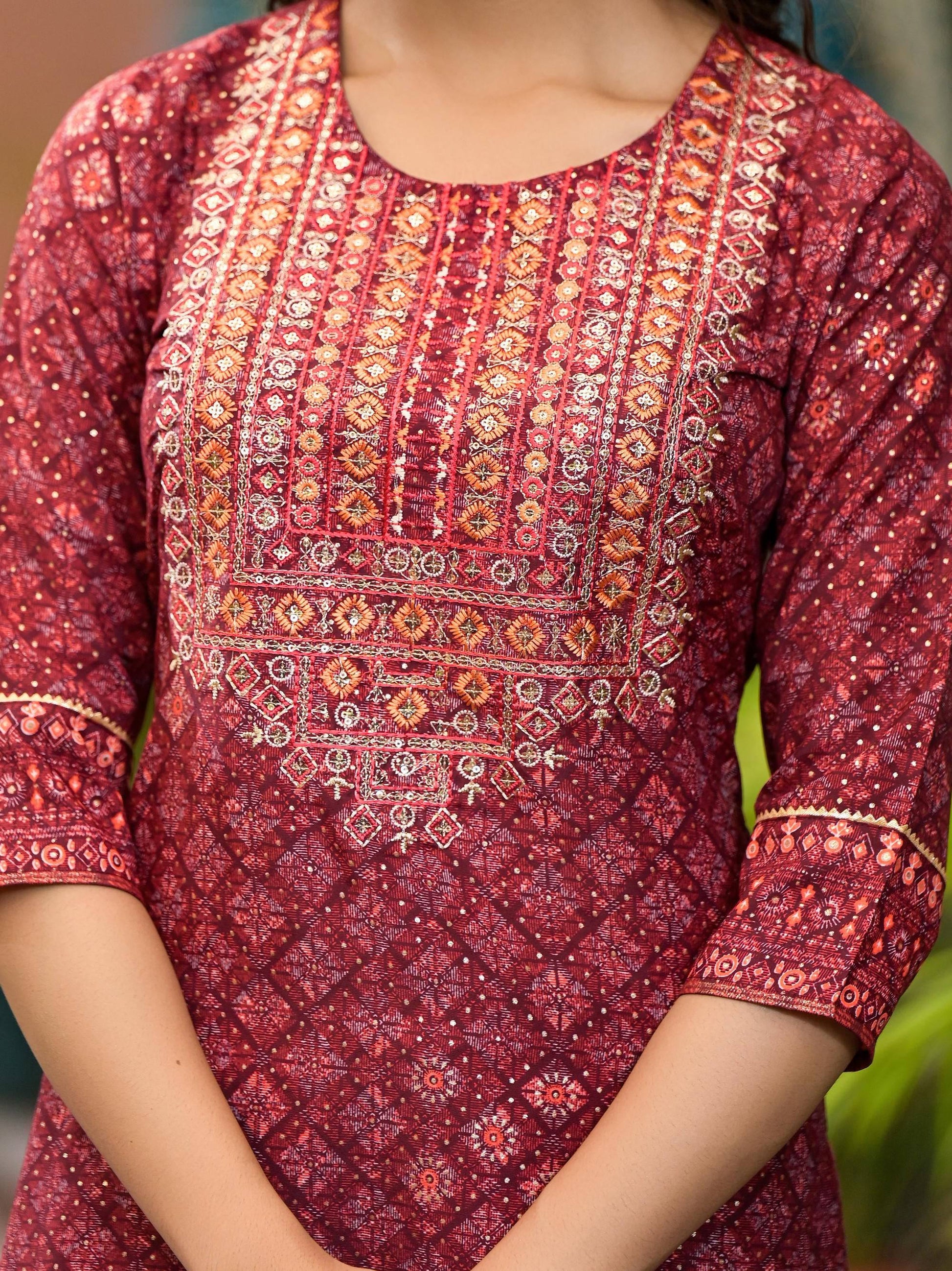 Juniper Women's Rust Ethnic Motif Printed Cotton Kurta Set With Thread Work & Sequins