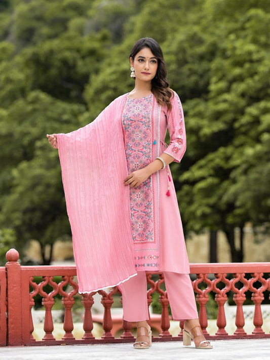 Juniper Women's Peach Floral Printed Liva Rayon Kurta Pant & Dupatta Set With Doris At Waist & Thread Work & Tassels