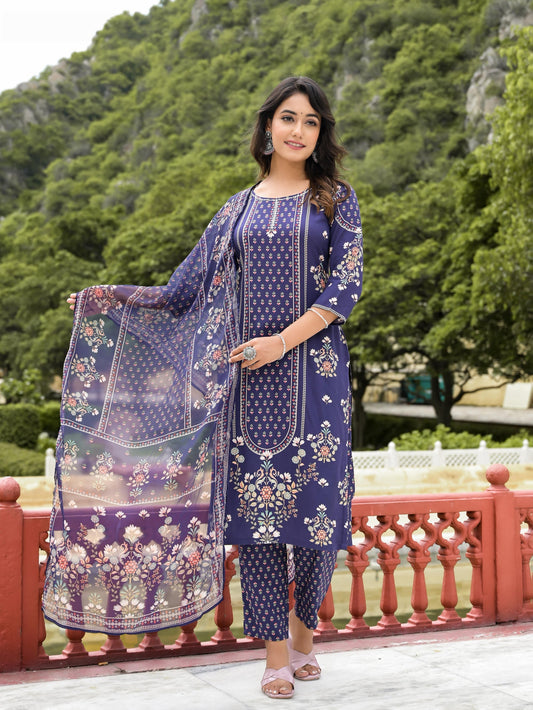 Juniper Women's Blue Viscose Rayon Printed Kurta Set