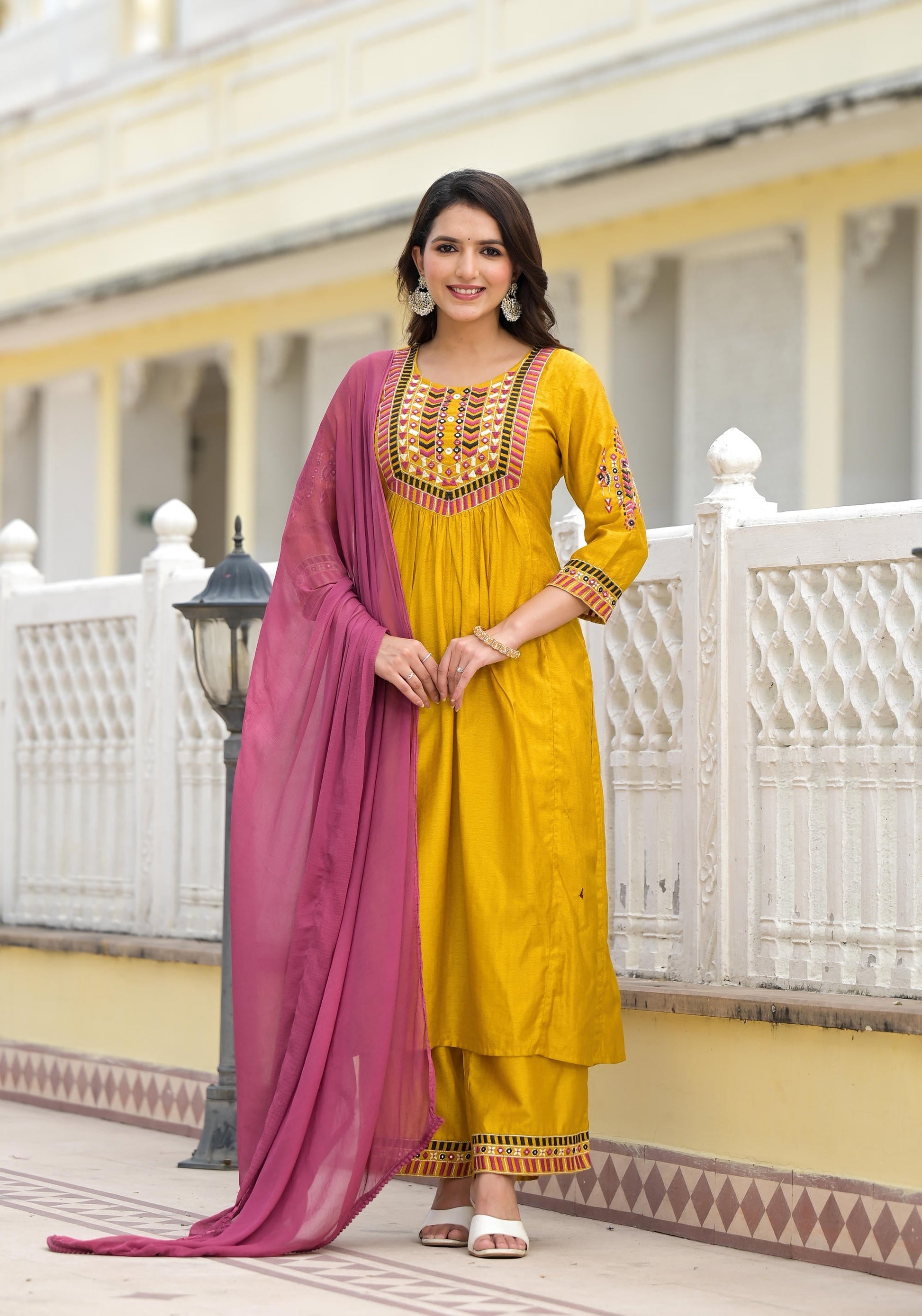 Juniper Women's Yellow Cotton Blend Solid Kurta Set