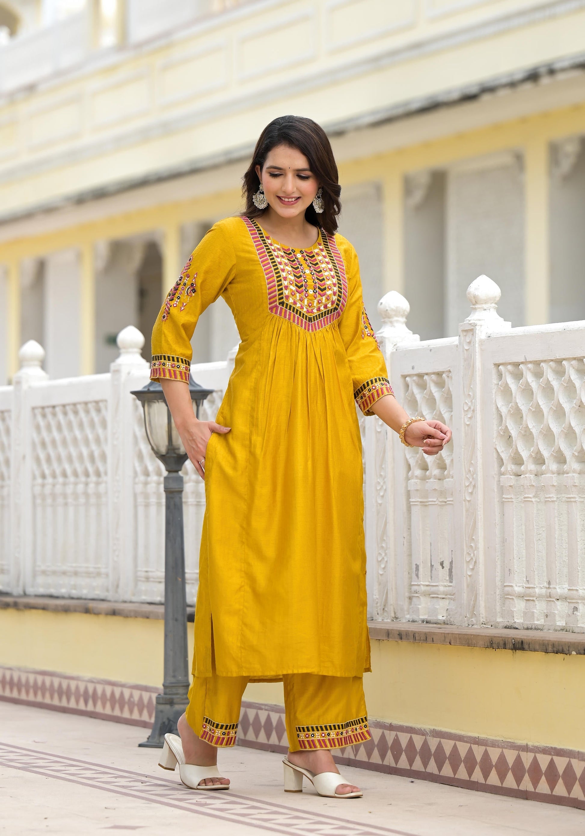 Juniper Women's Yellow Cotton Blend Solid Kurta Set