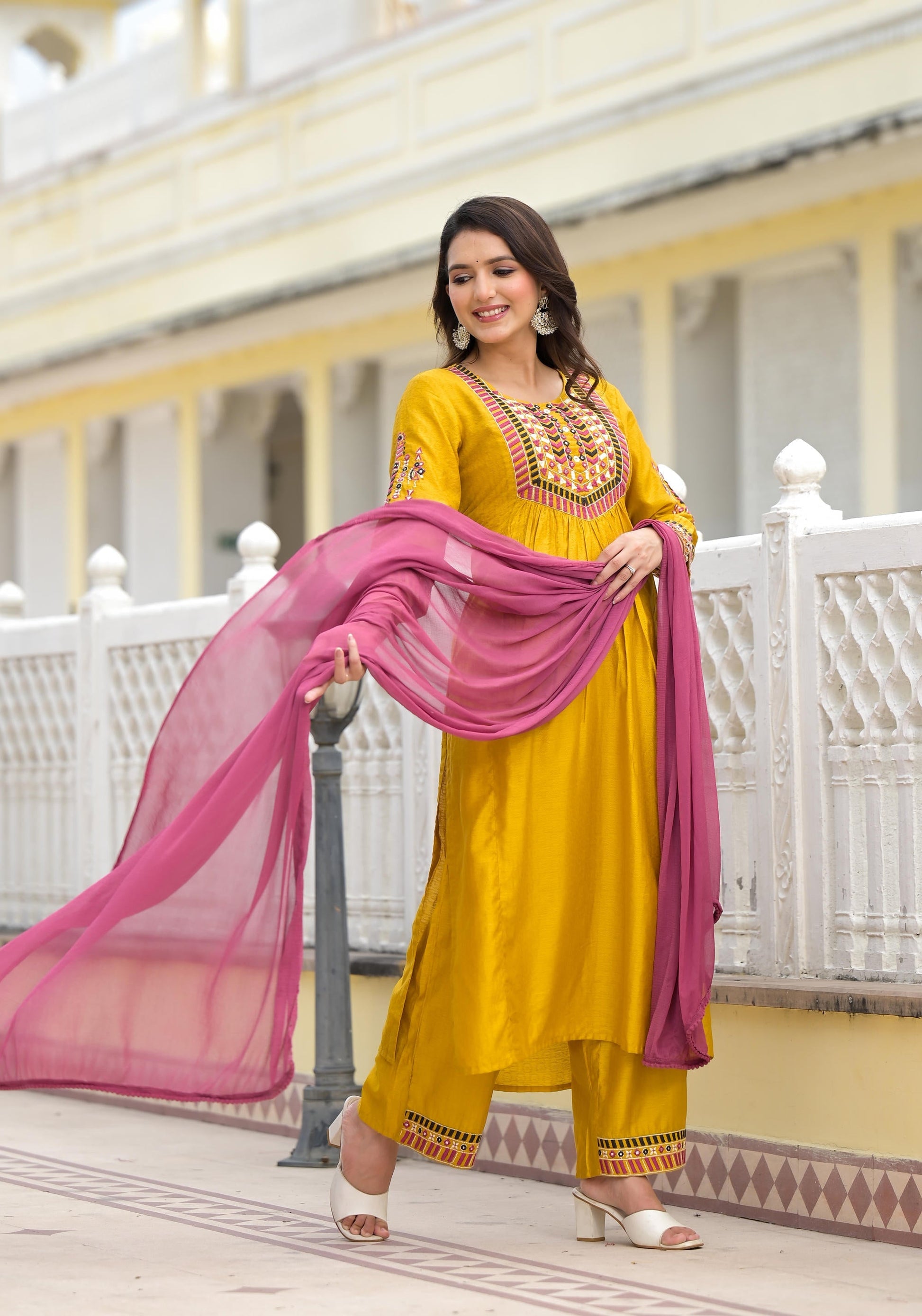 Juniper Women's Yellow Cotton Blend Solid Kurta Set