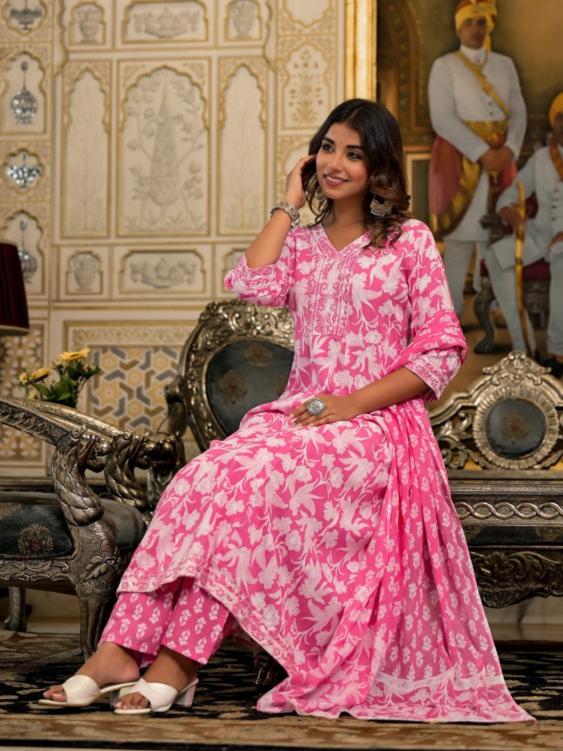 Juniper Women's Pink Floral Printed Liva Rayon Kurta Set With Thread & Mirror Work