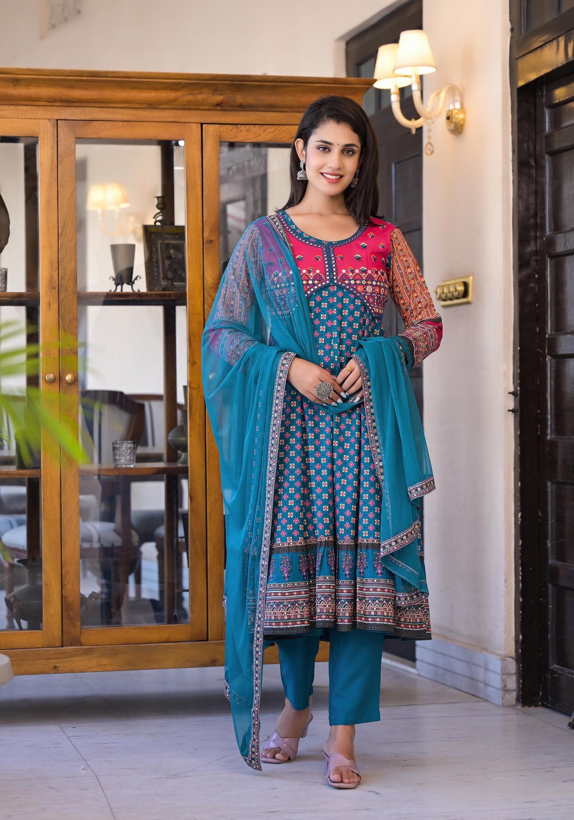 Juniper Women's Teal Ethnic Motif Printed Rayon Kurta Set With Thread & Mirror Work