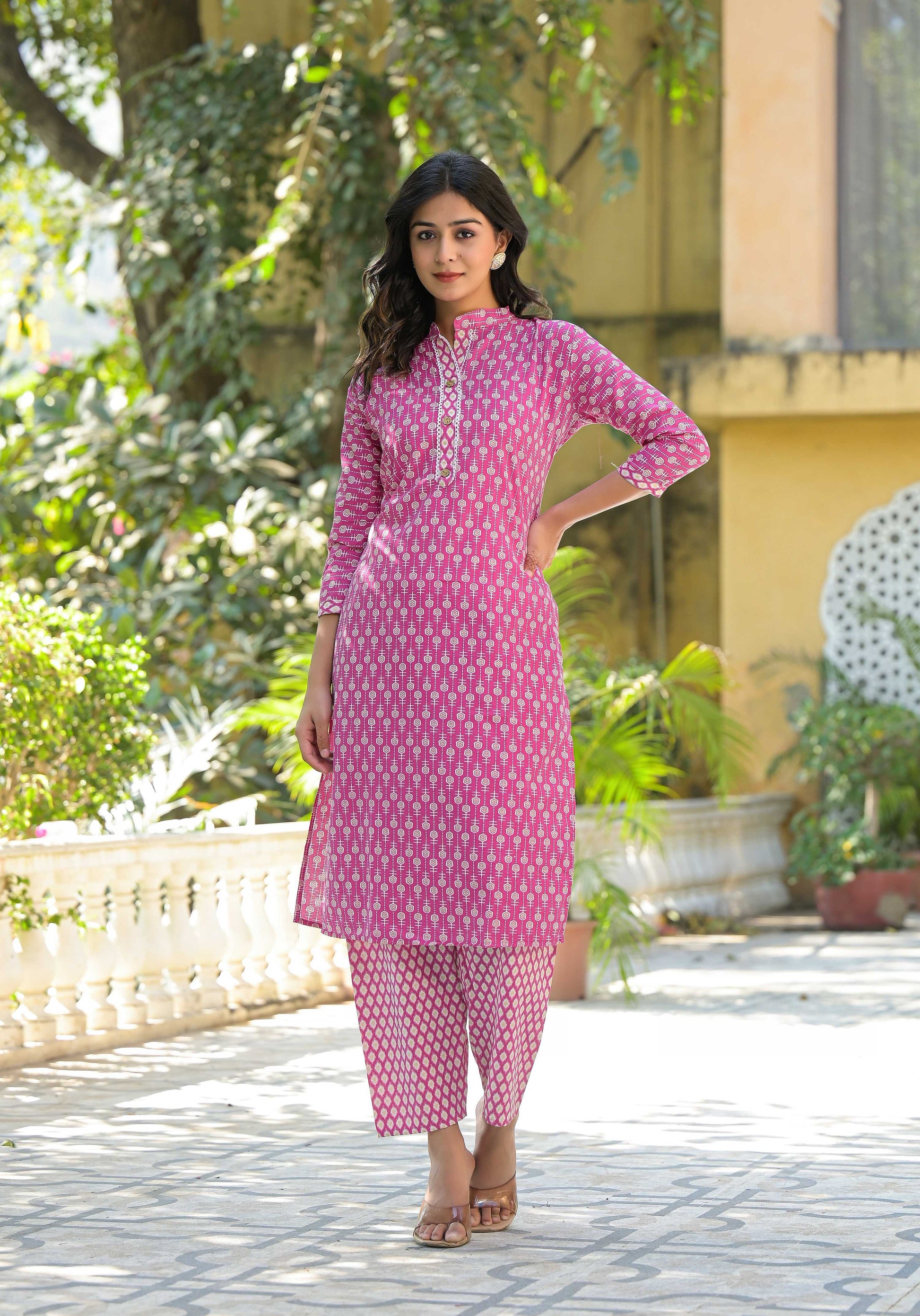 Juniper Women's Wine Floral Printed Cotton Kurta Set With Lace