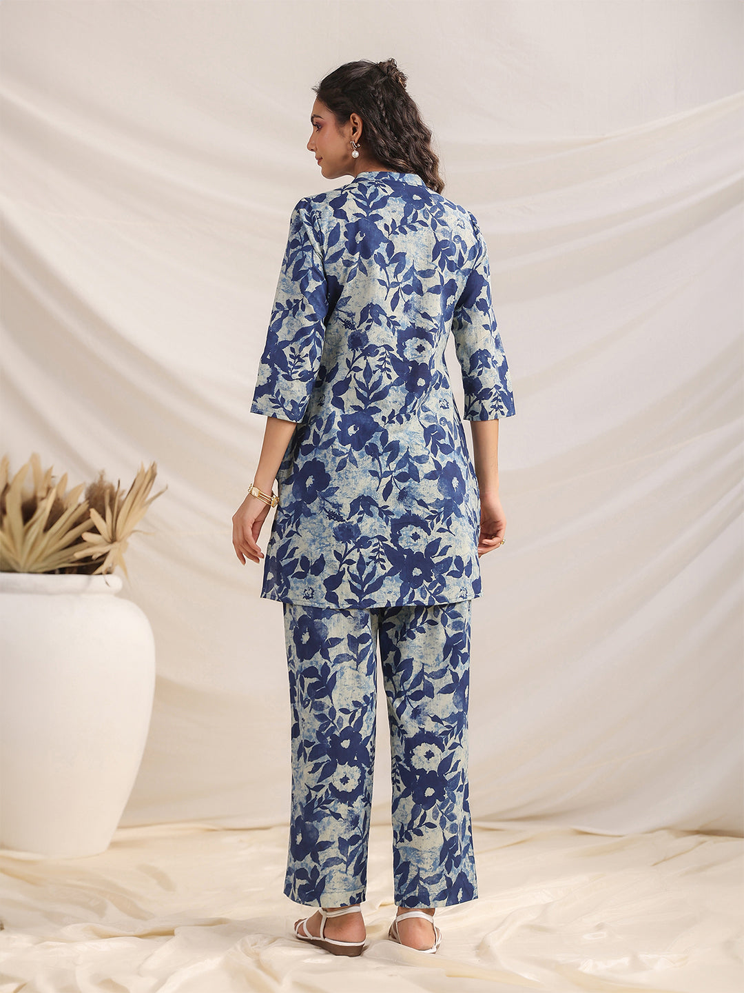 Janasya Dark Cotton Floral Straight Top & Bottom Set 