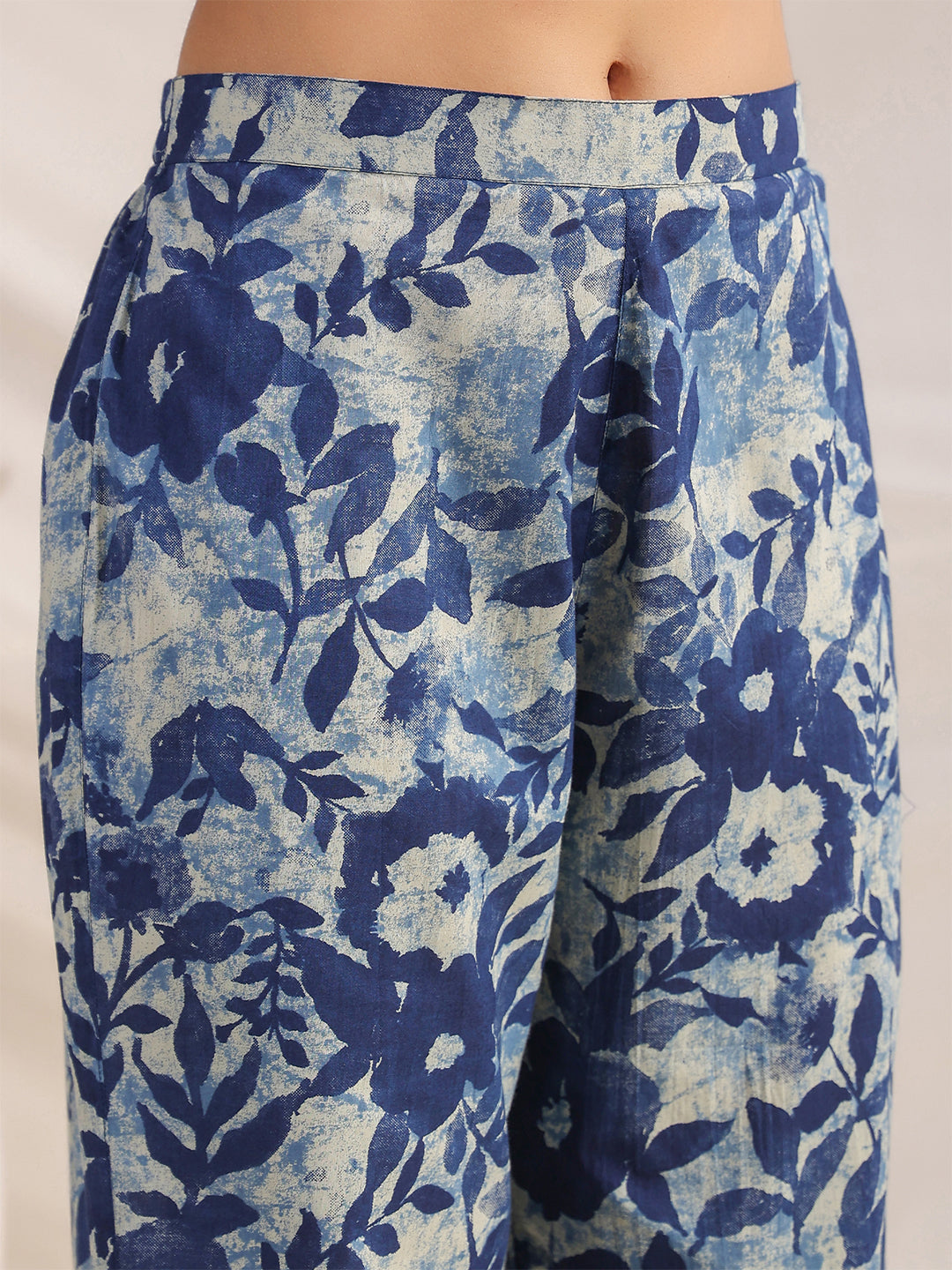 Janasya Dark Cotton Floral Straight Top & Bottom Set 