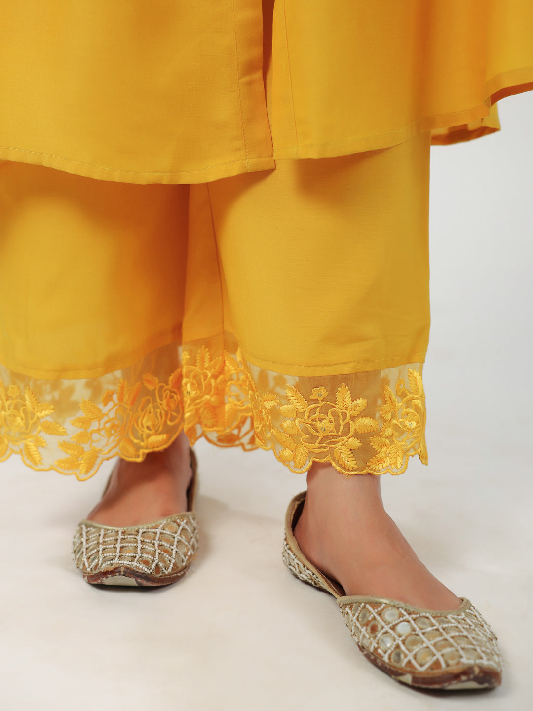 Janasya A-Line Muslin Yellow Embroidered V-Neck with Band Collar Kurta & Bottom 