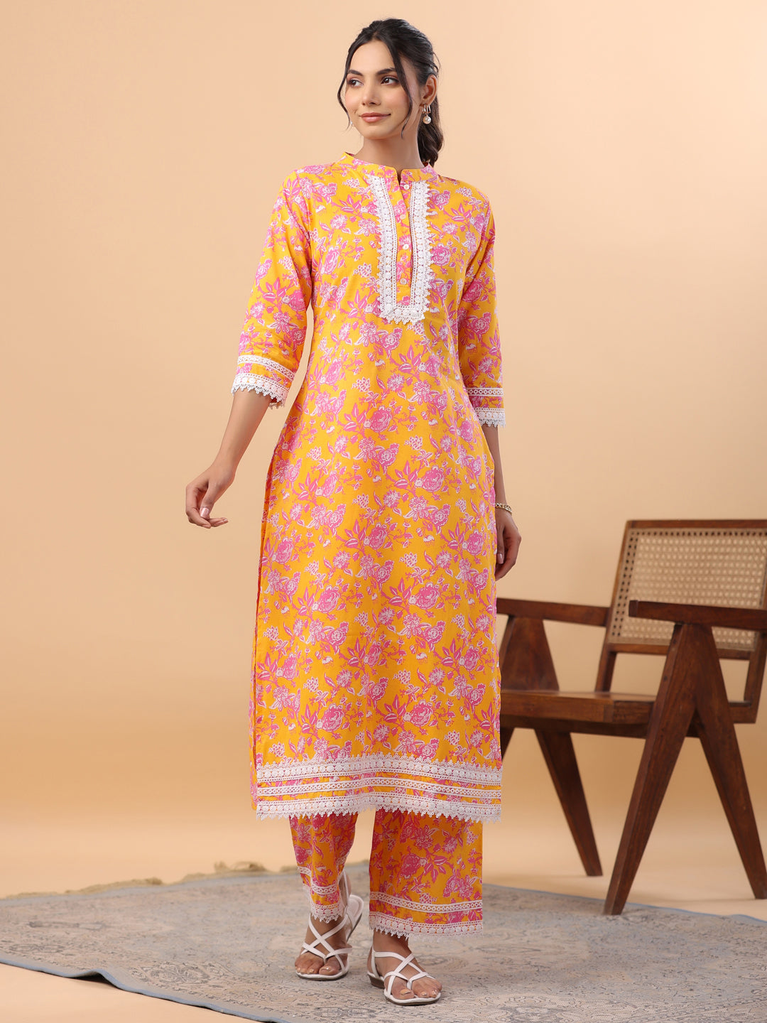 Janasya Straight Cambric Orange Floral Band Collar Kurta & Bottom 
