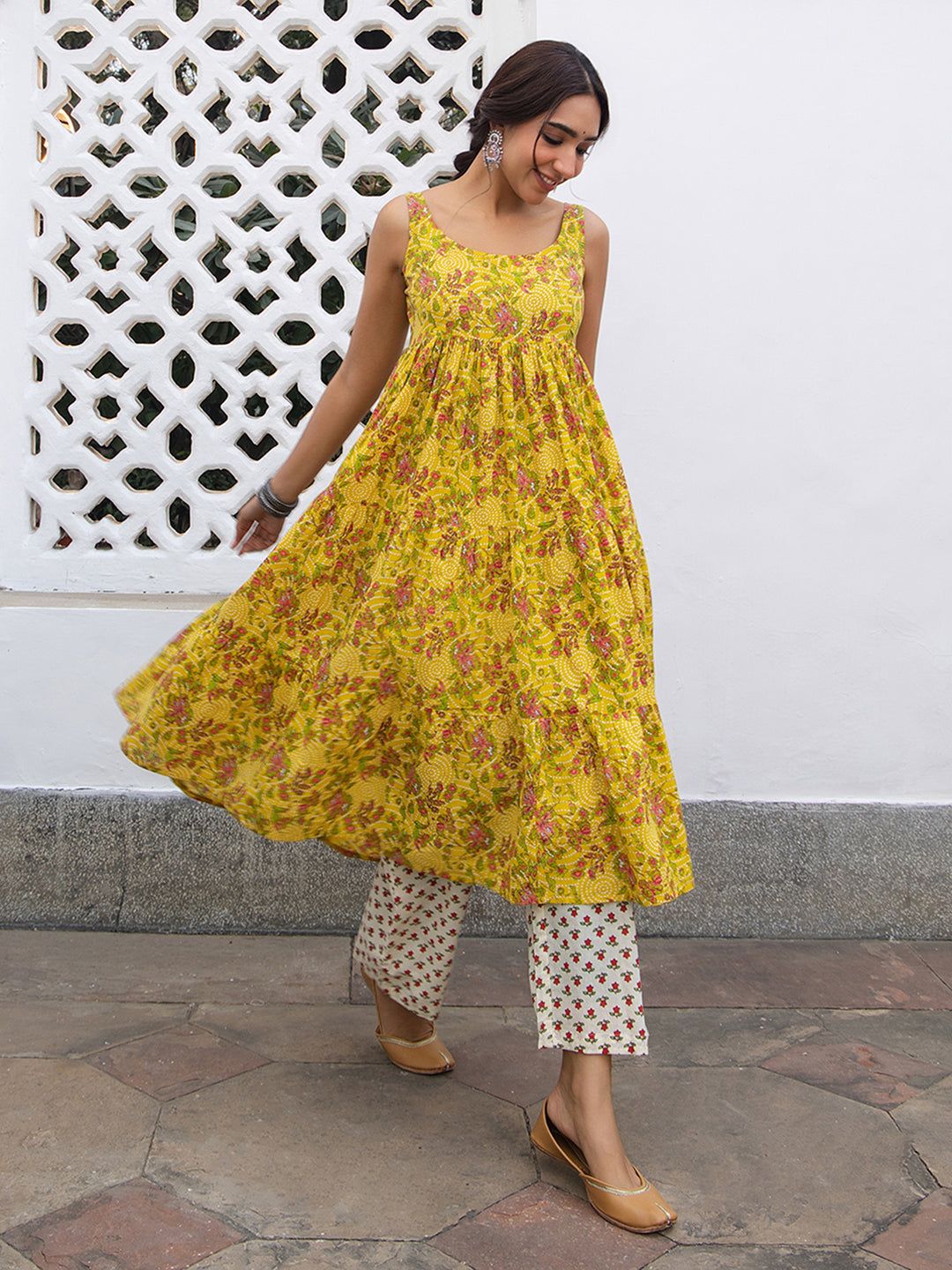 Janasya Bright Cotton Floral Gathered Kurta Set 