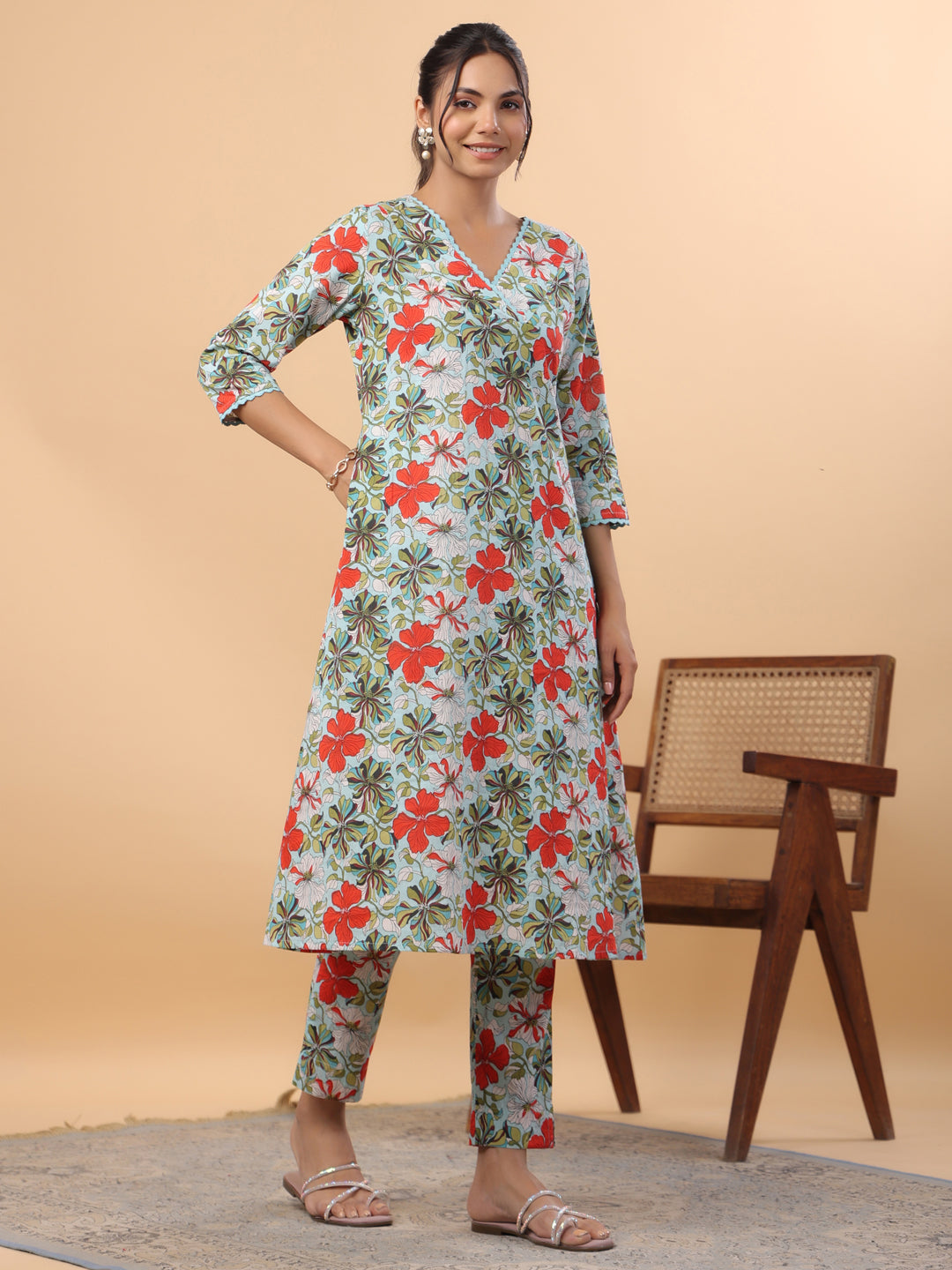 Janasya A-Line Cambric Blue Floral V-Neck Kurta & Bottom 