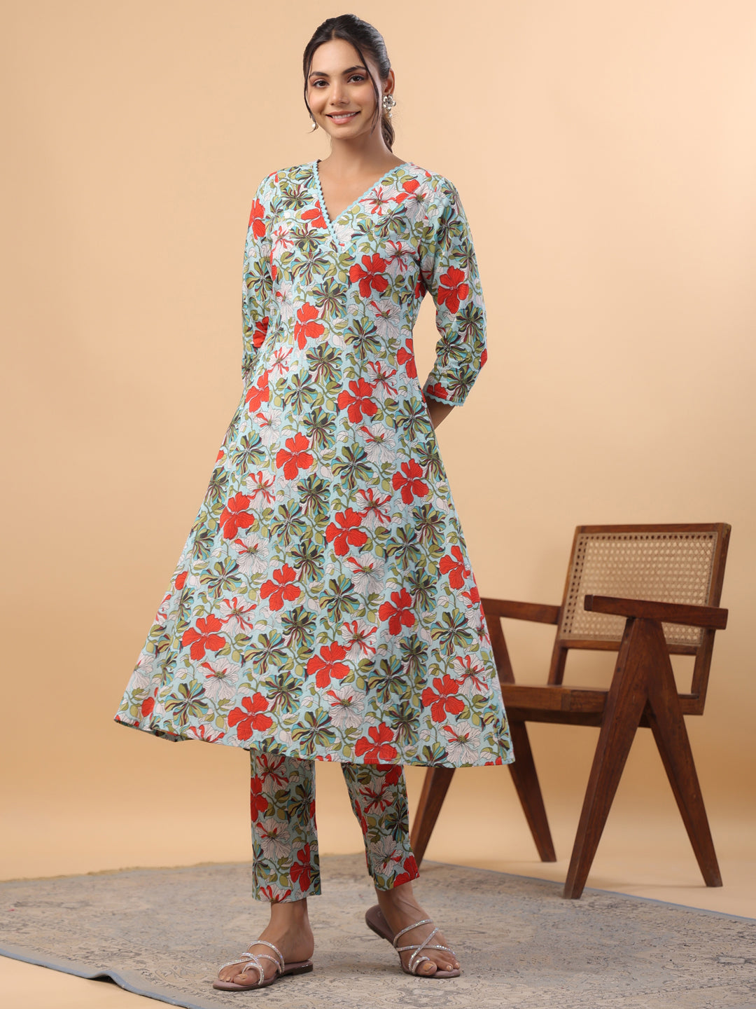 Janasya A-Line Cambric Blue Floral V-Neck Kurta & Bottom 