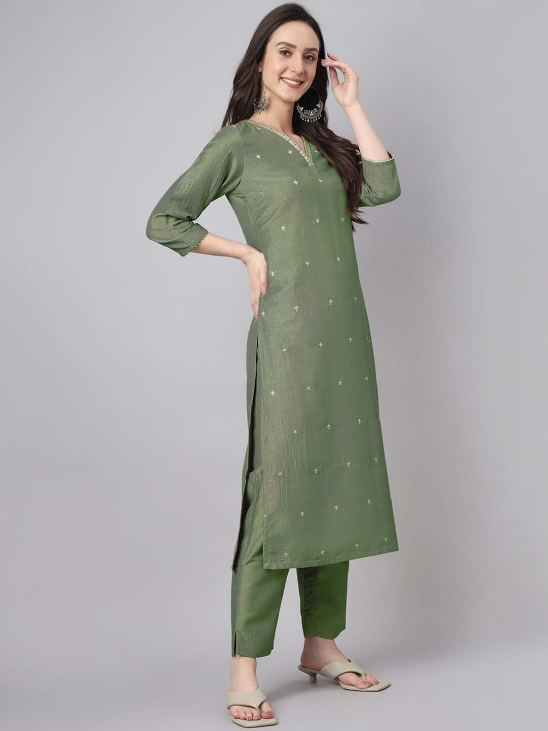 Janasya Regular Chinnon Green Ethnic Motifs V-Neck Kurta,Bottom & Dupatta 