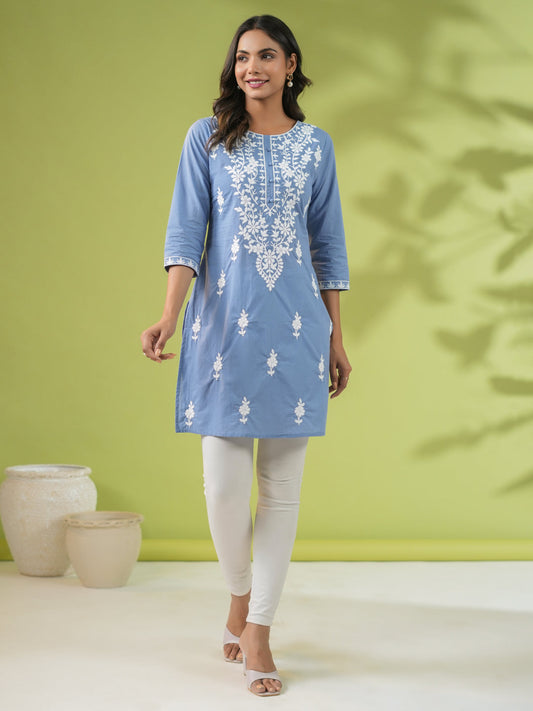 Janasya Straight Cambric Blue Embroidered Round Neck Tunic 