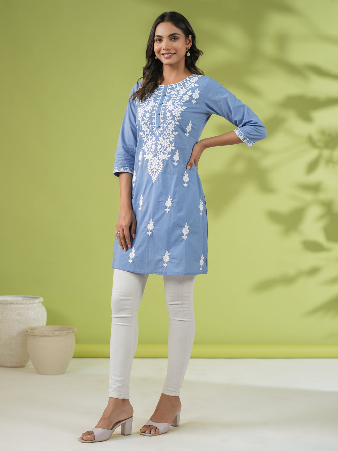 Janasya Straight Cambric Blue Embroidered Round Neck Tunic 