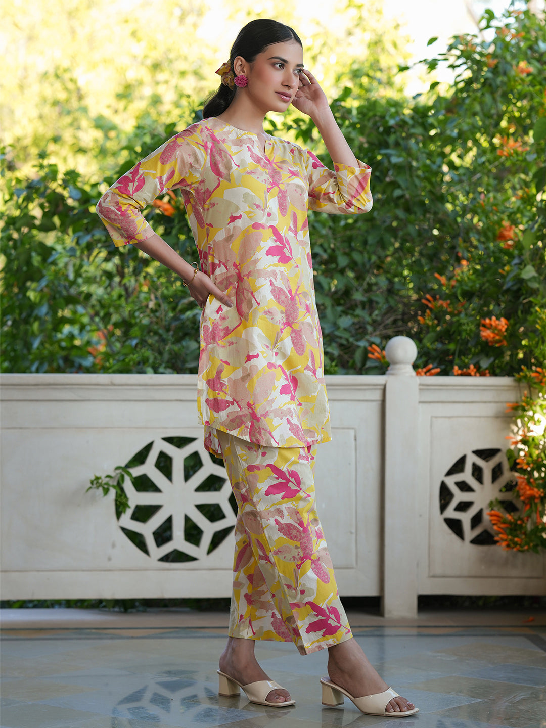 Janasya Bright Cotton Floral Straight Top & Bottom Set 