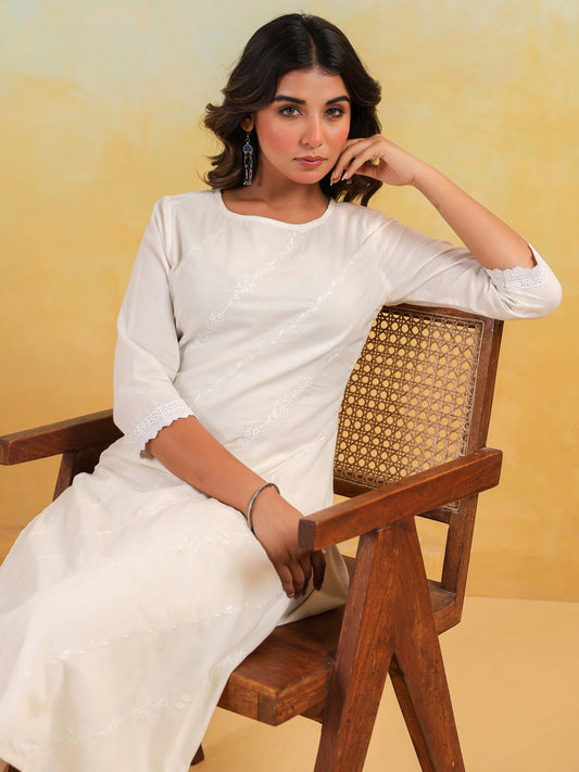Janasya Light Cotton Embroidered Straight Kurta Set 