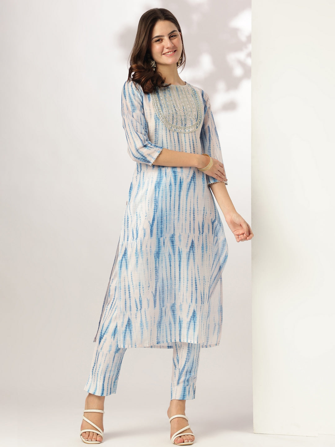 Janasya Light Silk Blend Tie & dye Straight Kurta Set 