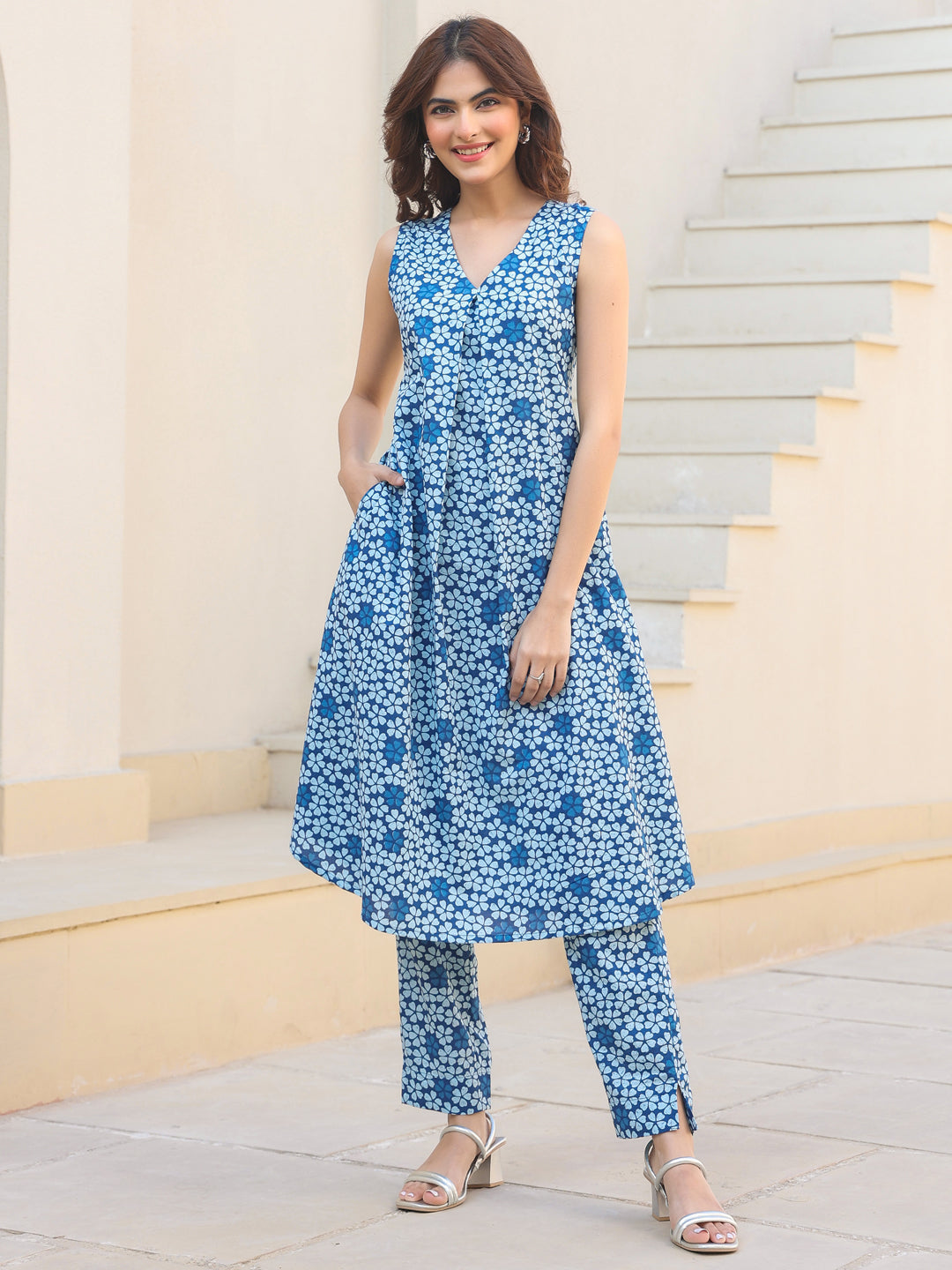 Janasya Dark Cotton Floral A-Line Kurta Set 