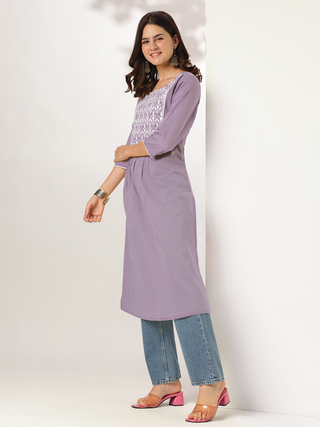 Janasya Light Cotton Yoke Embroidery Straight Kurta 
