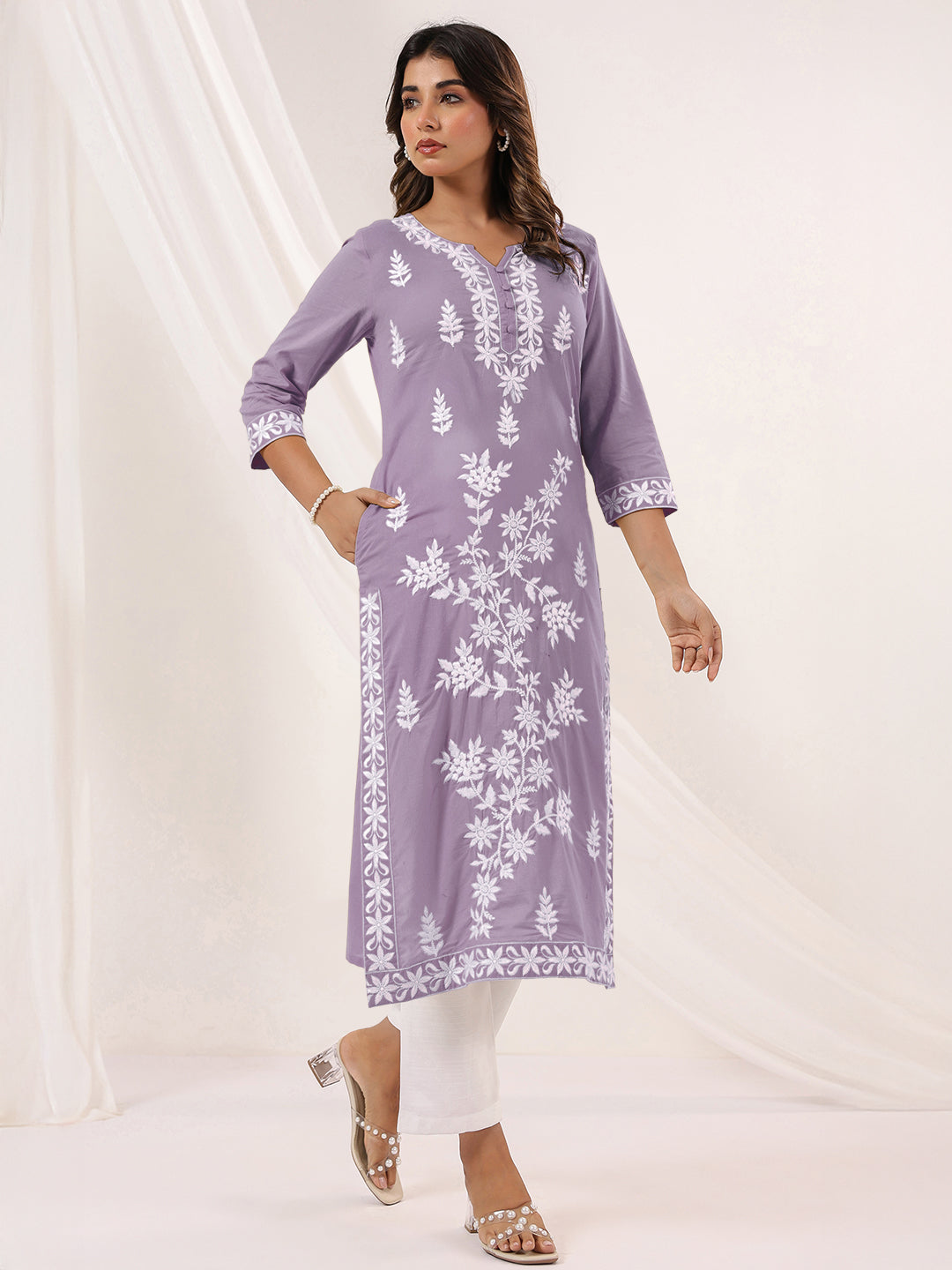 Janasya Light Cotton Embroidered Straight Kurta 