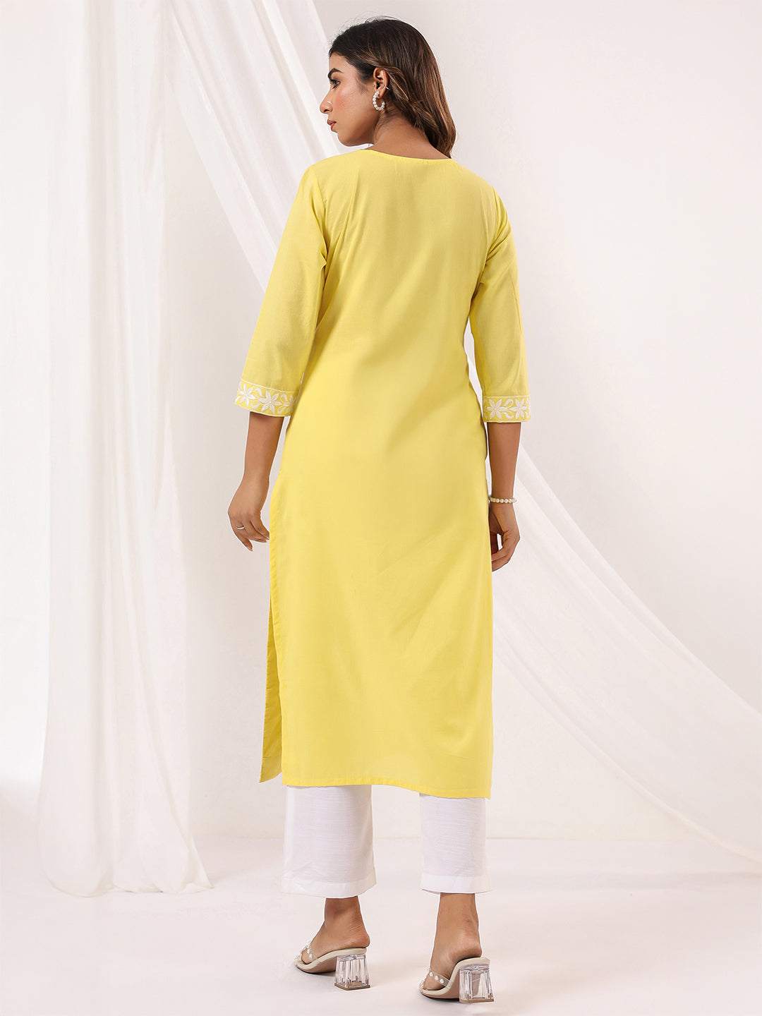 Janasya Light Cotton Embroidered Straight Kurta 