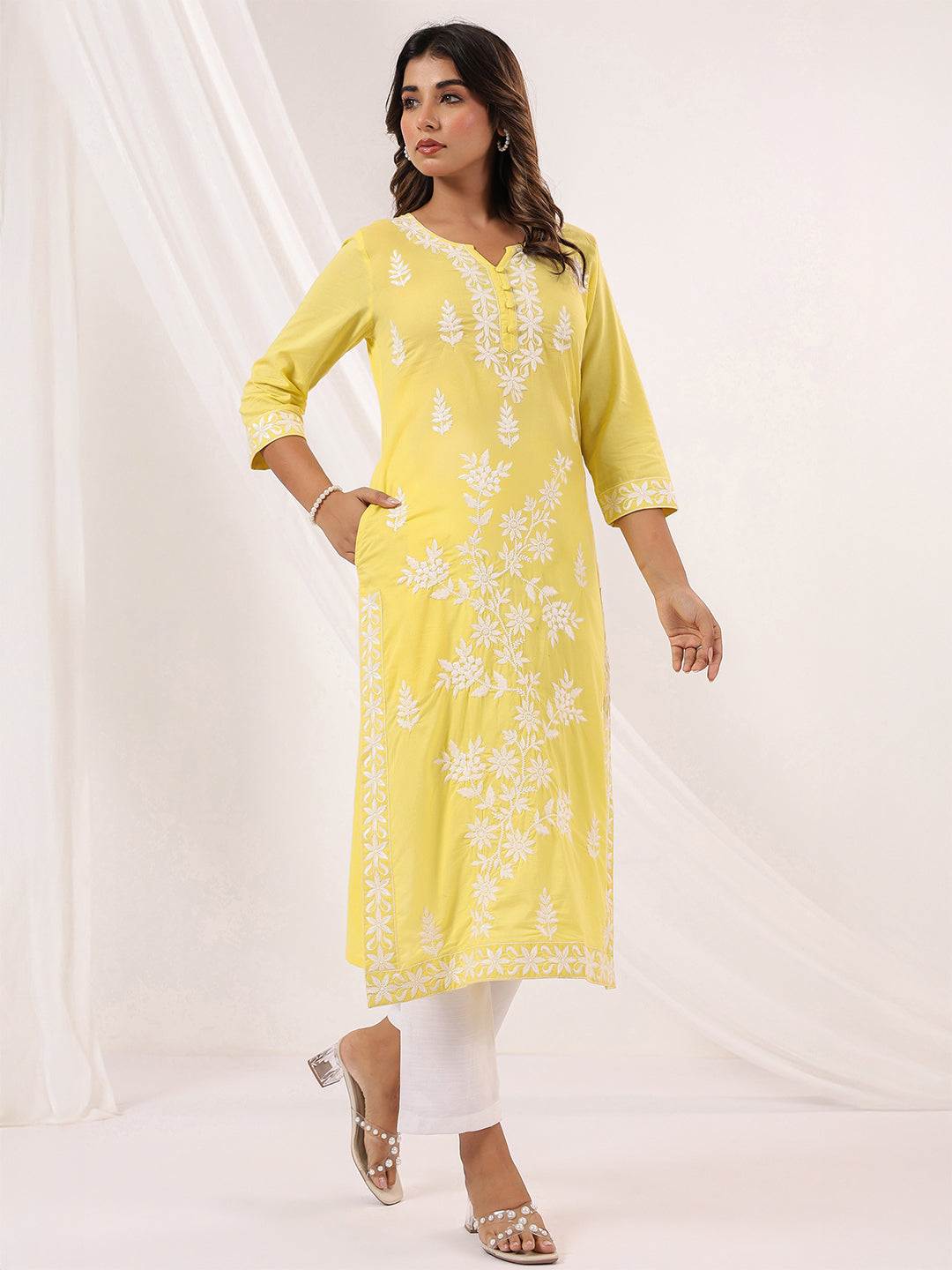 Janasya Light Cotton Embroidered Straight Kurta 