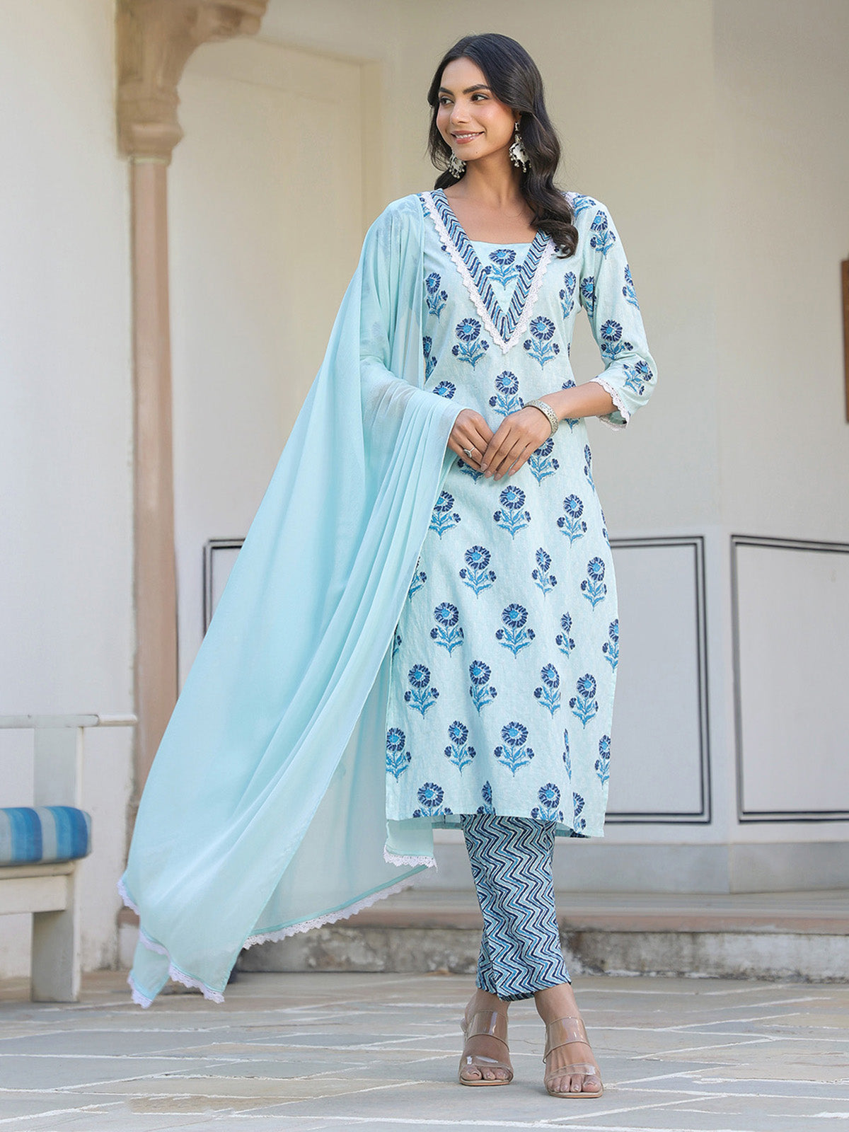 Janasya Light Cotton Floral Straight Kurta Set 