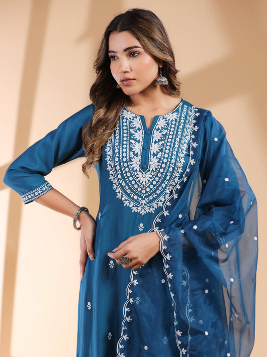 Janasya Dark Silk Blend Embroidered Straight Kurta Set 