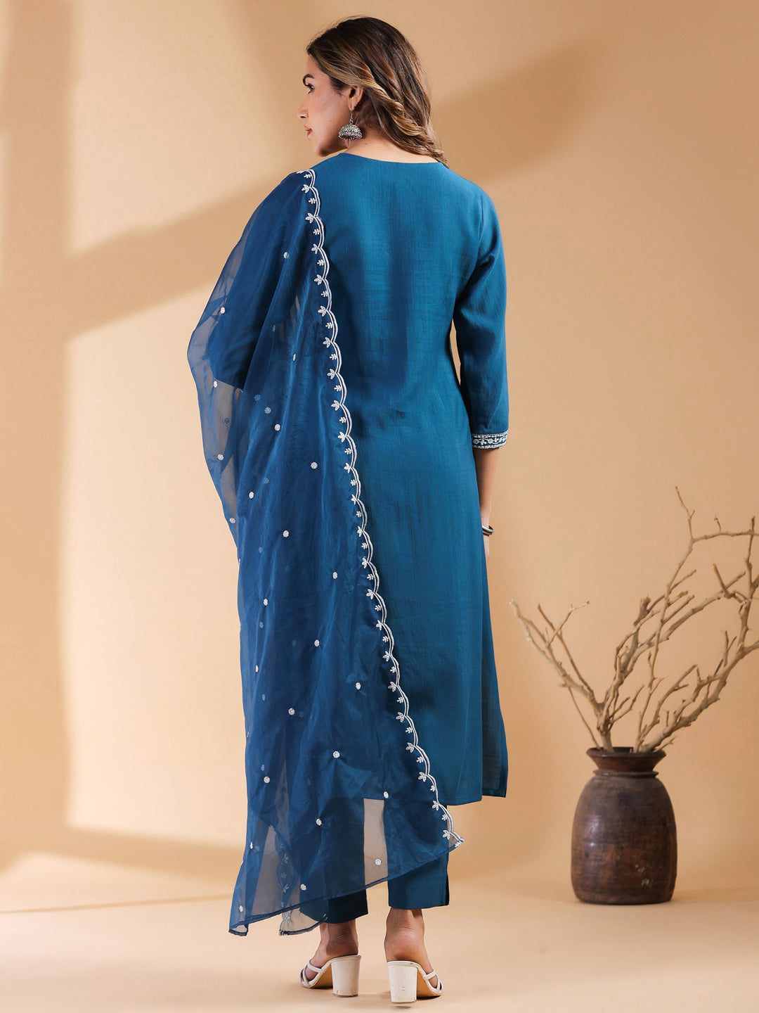 Janasya Dark Silk Blend Embroidered Straight Kurta Set 