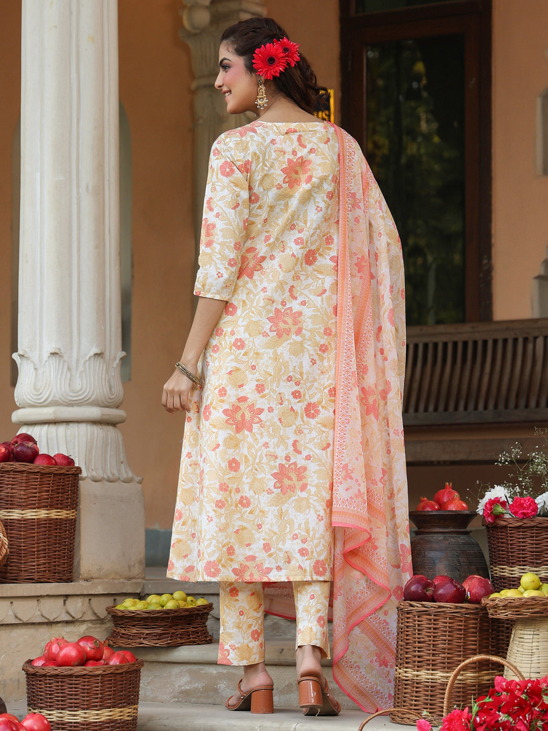 Janasya Light Cotton Floral A-Line Kurta Set 